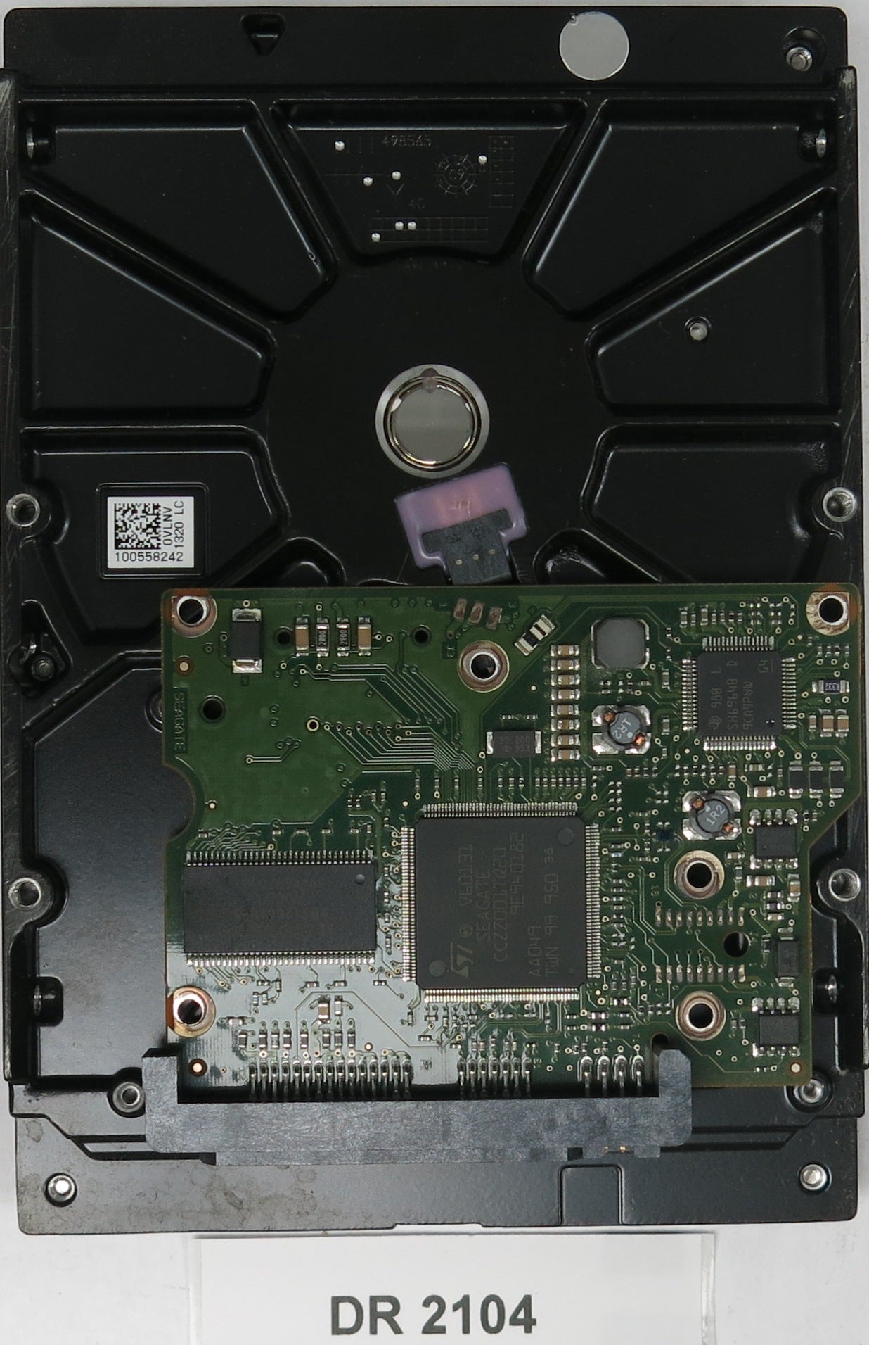 ST3320413CS, P/N: 9GW14C-160, FW: CA12, Serial: 6W1B6QS, 320GB 3.5, PCB: 100535704 REV B