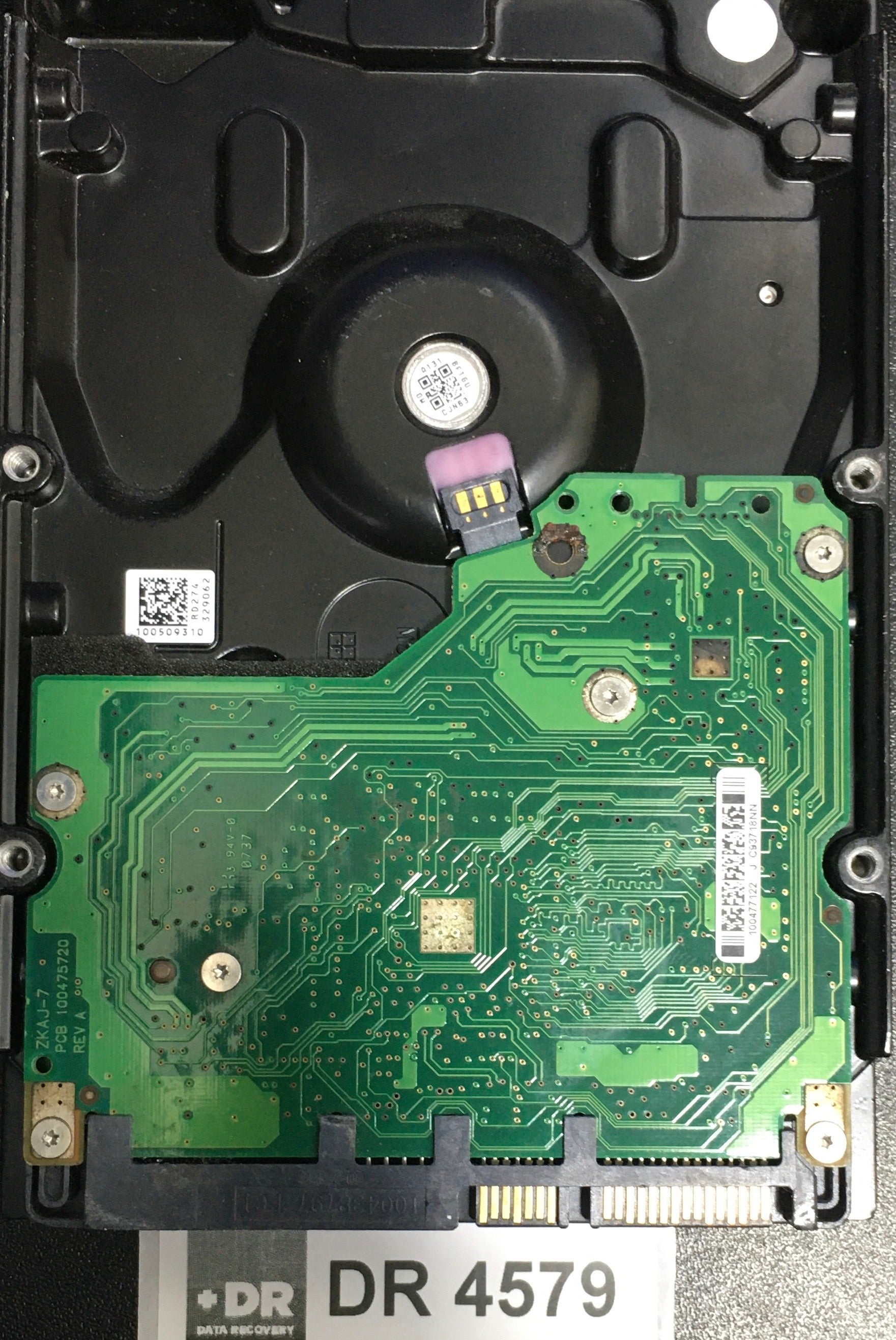 ST3500320NS,  P/N: 9CA154-304,  FW: SN06,  Serial: 9QMCKHHS,  500GB 3.5  PCB:100475720- REV A