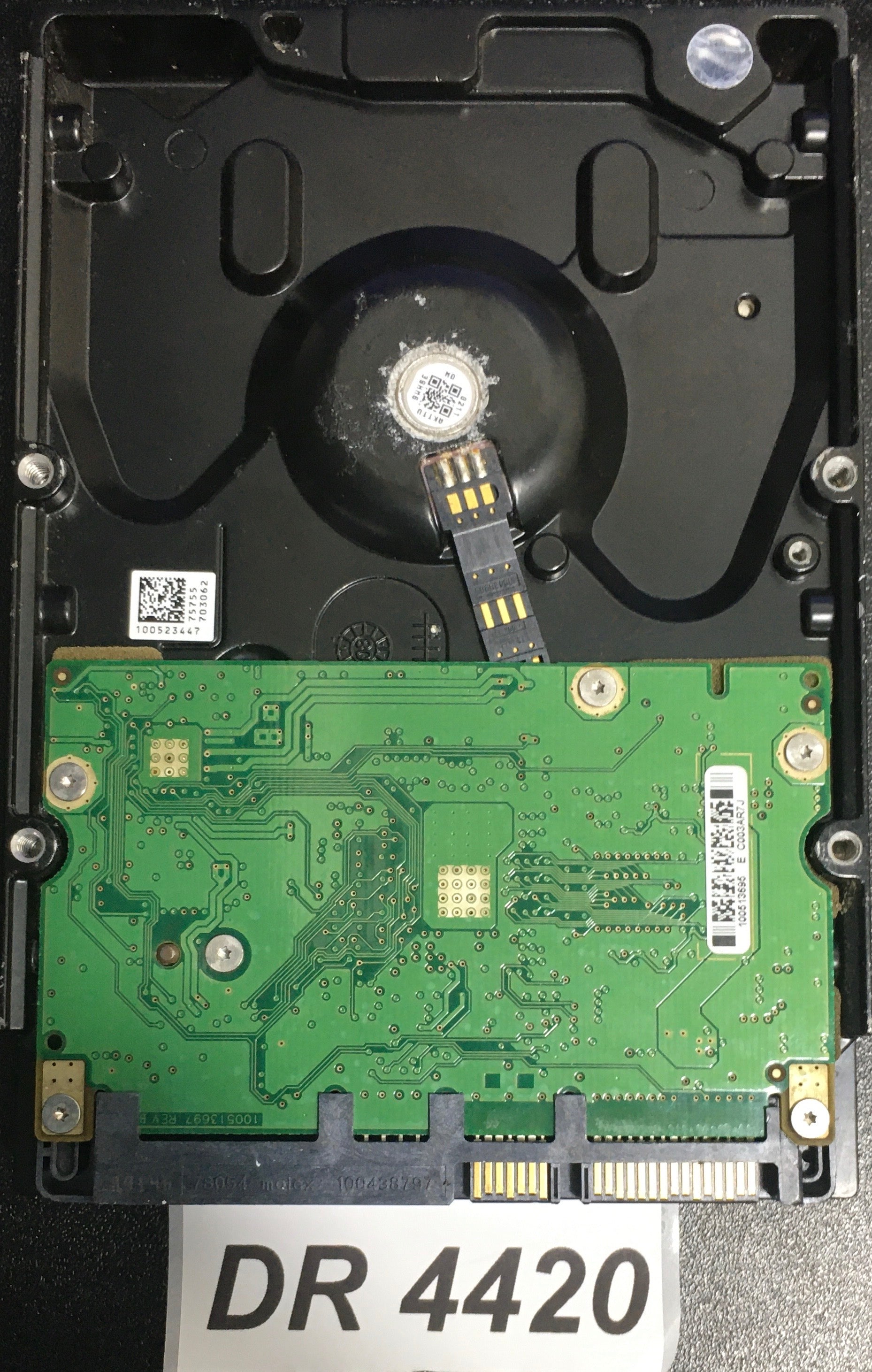 ST3500321CS P/N:  9GC13G-262  FW:ES11 Serial: 9TV0J4W5  500GB 3.5  PCB: 100513697 REV B
