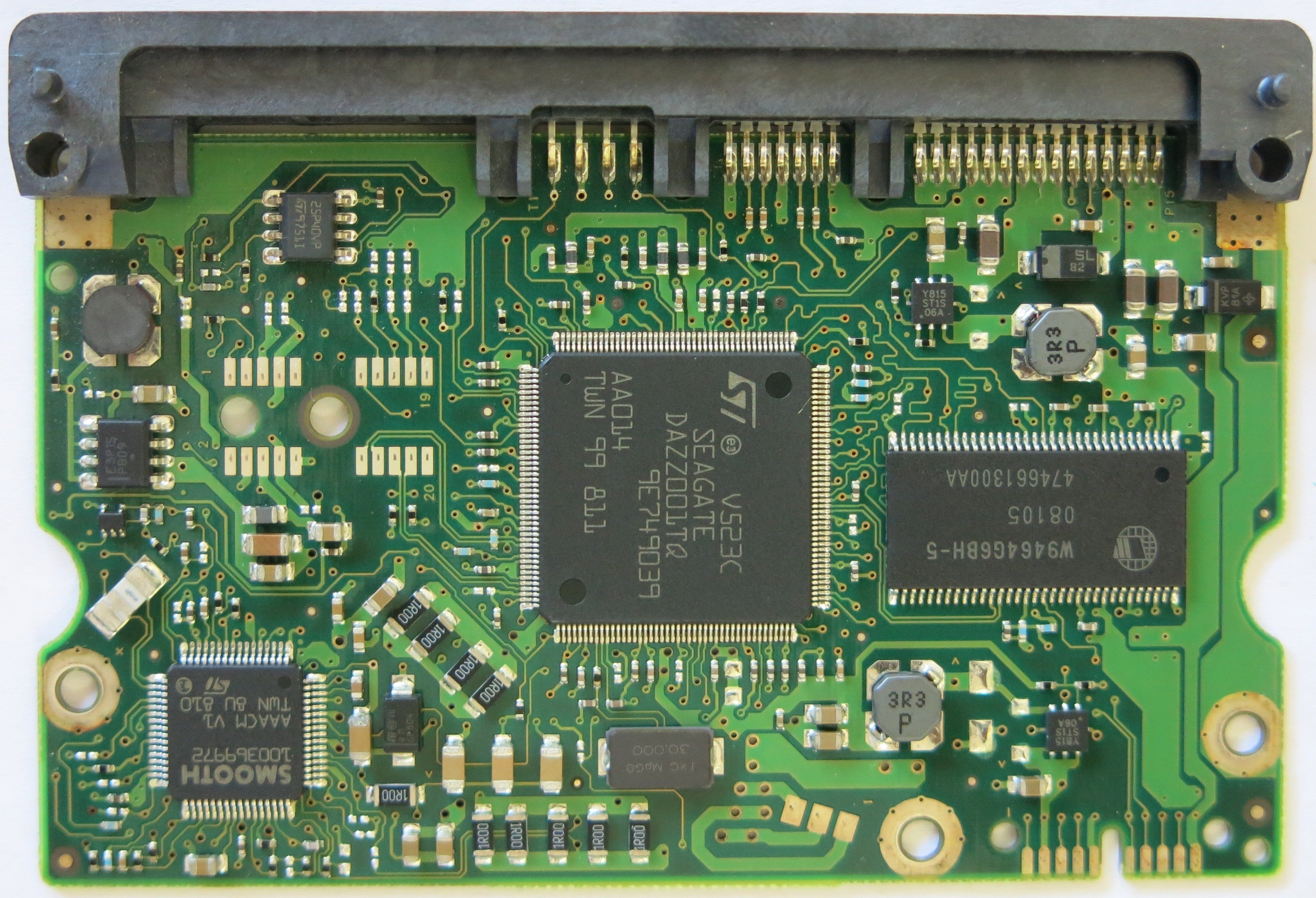 ST3500820AS 100466725 REV A DLAJ-4 PCB