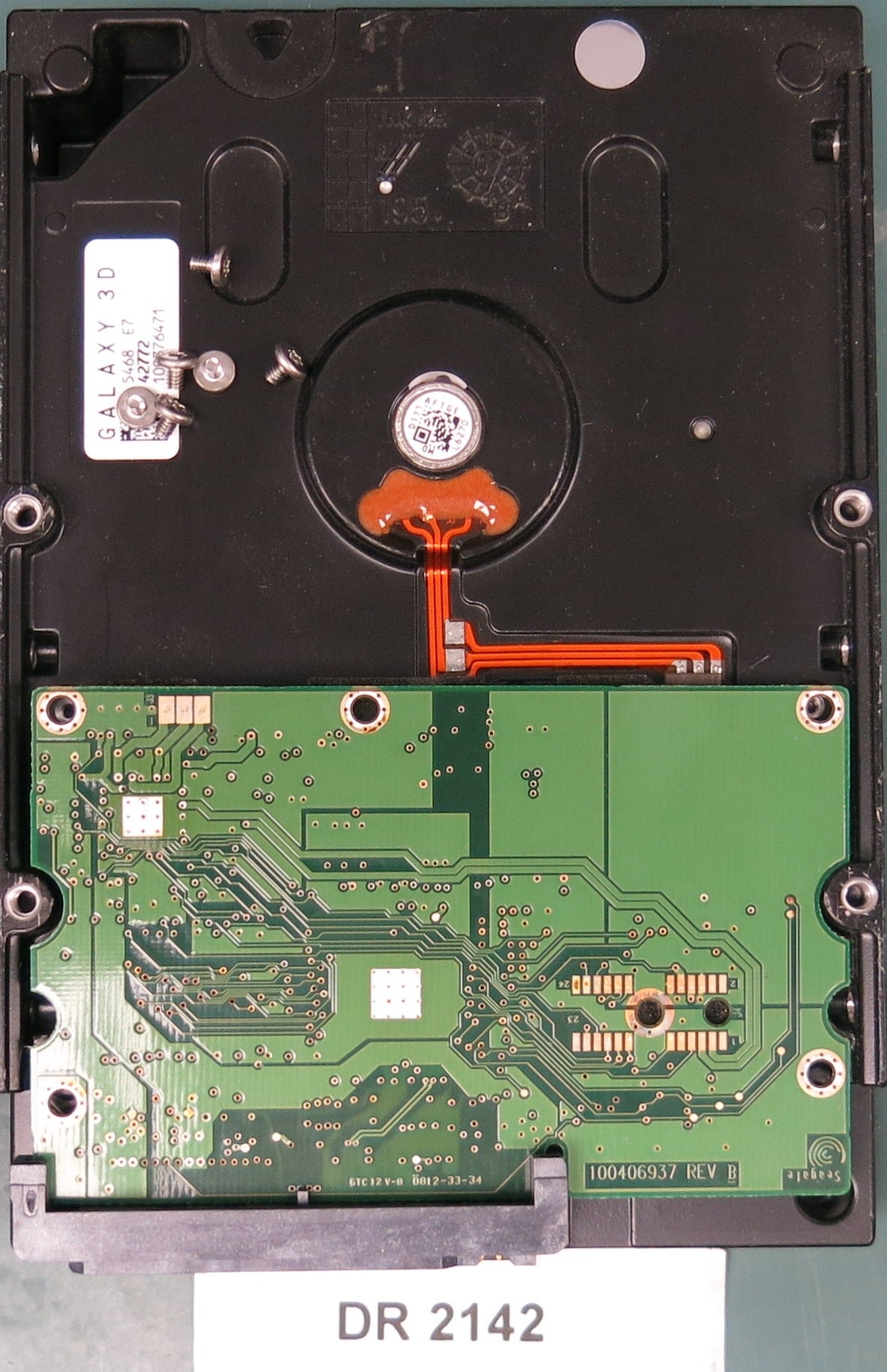 ST3500830SCE, P/N: 9BK136-263, FW: 3.AVJ, Serial:9QGA4ZHM, 500GB 3.5, PCB: 100406937 REV B