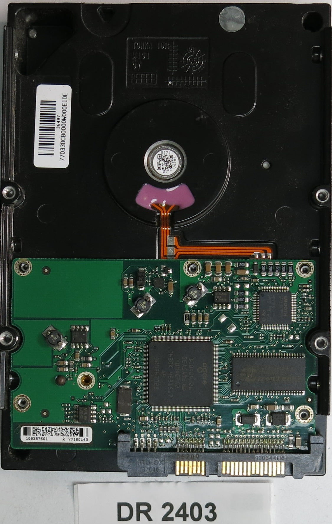 ST3808110AS, P/N: 9BD131-021, FW: 3.AHL, Serial: 9LR08BLX, 80GB 3.5, PCB:100387575 REV D