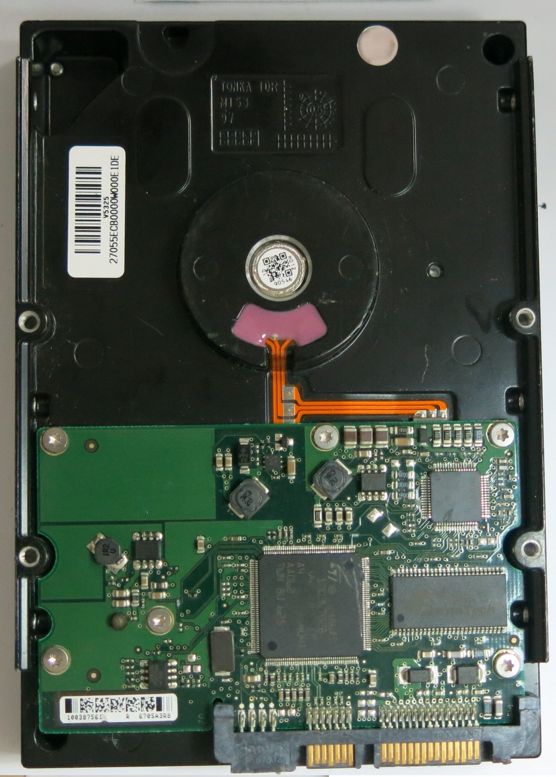 ST3808110AS PCB: 100387575 REV D SERIAL NUMBER:  5LR8EM73 PN 9BD131-020 FW 3.AHH 80GB