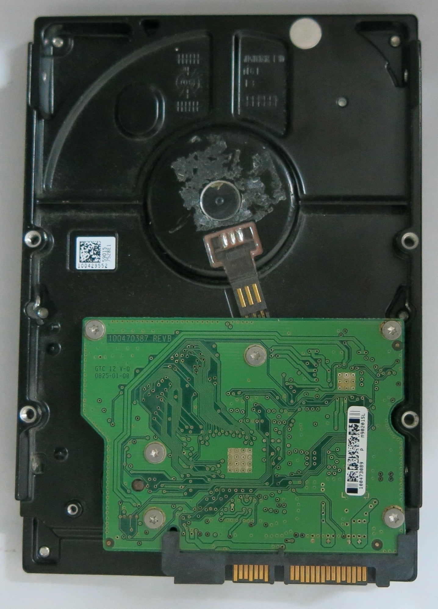 ST380815AS,  P/N:9CY131-035,  FW:4.ADA,  Serial:5RW40D1Q,  80GB 3.5,  PCB:100470387- REV B