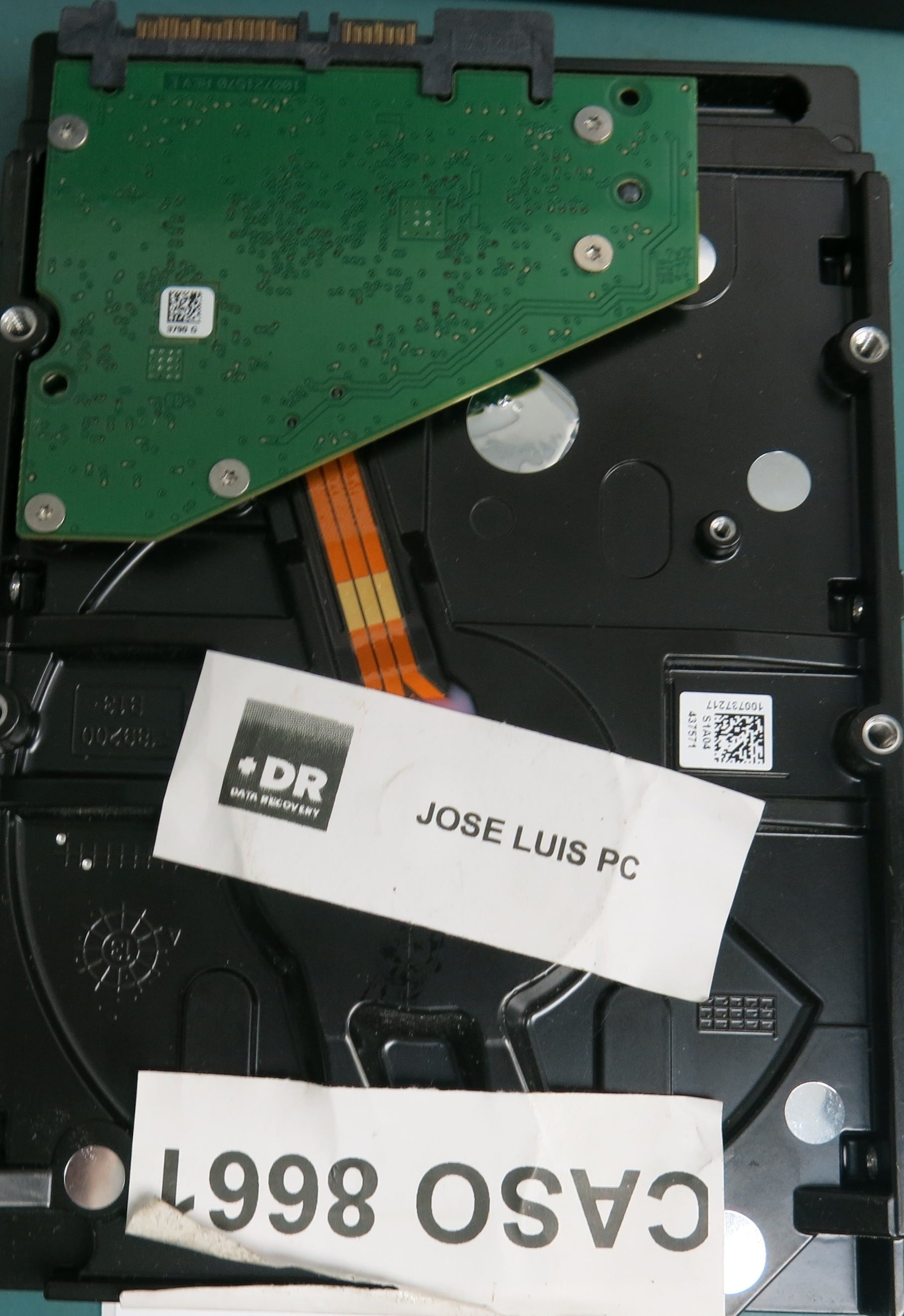 ST5000DM000-1FK178, FW: CC48, Serial: W4J0KDCH,