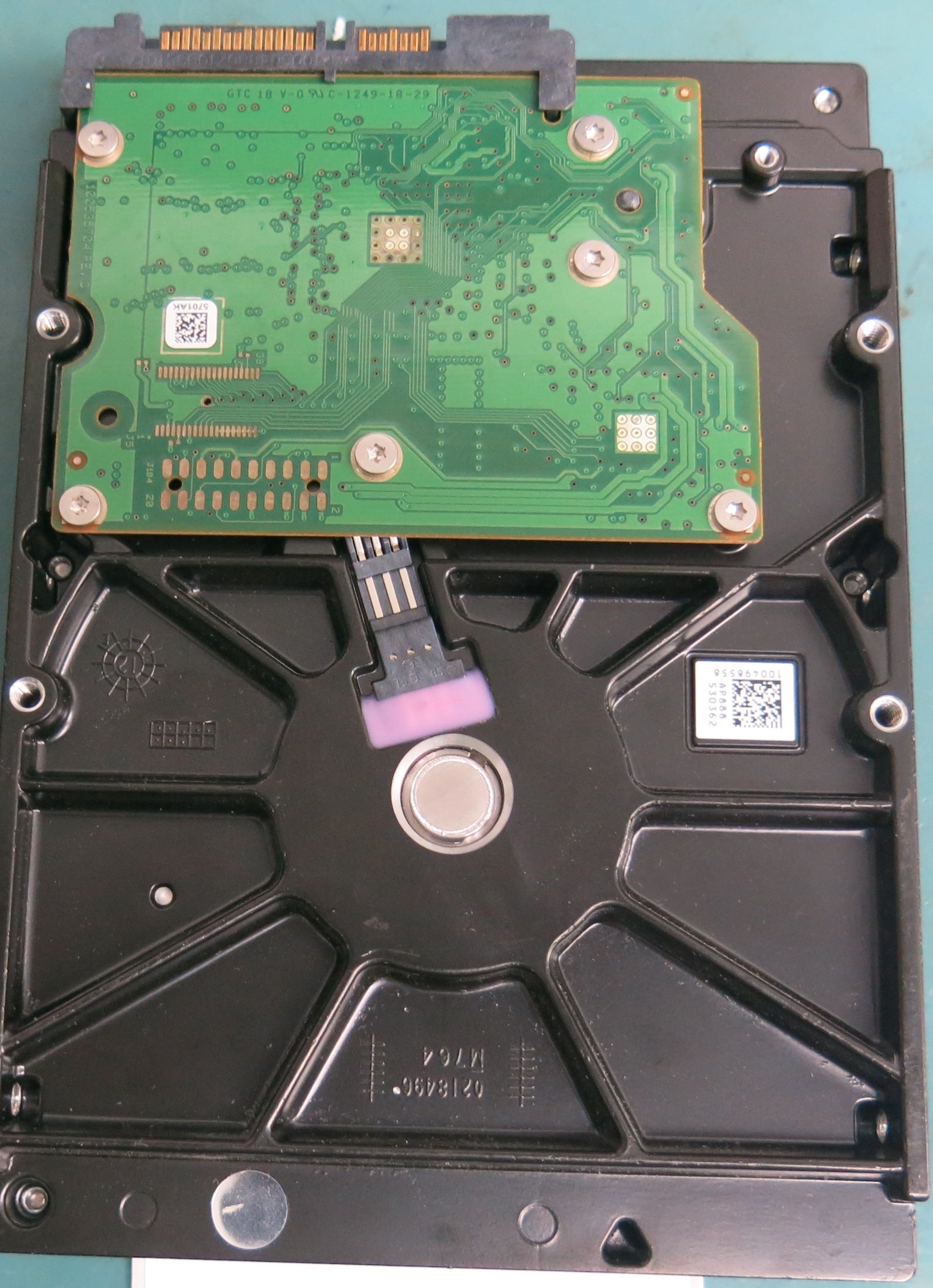 ST500DM002 P/N: 1BD142-021 FW: HP73 Serial: Z3TFHFTJ 500GB 3.5  PCB: 100535704 REV D