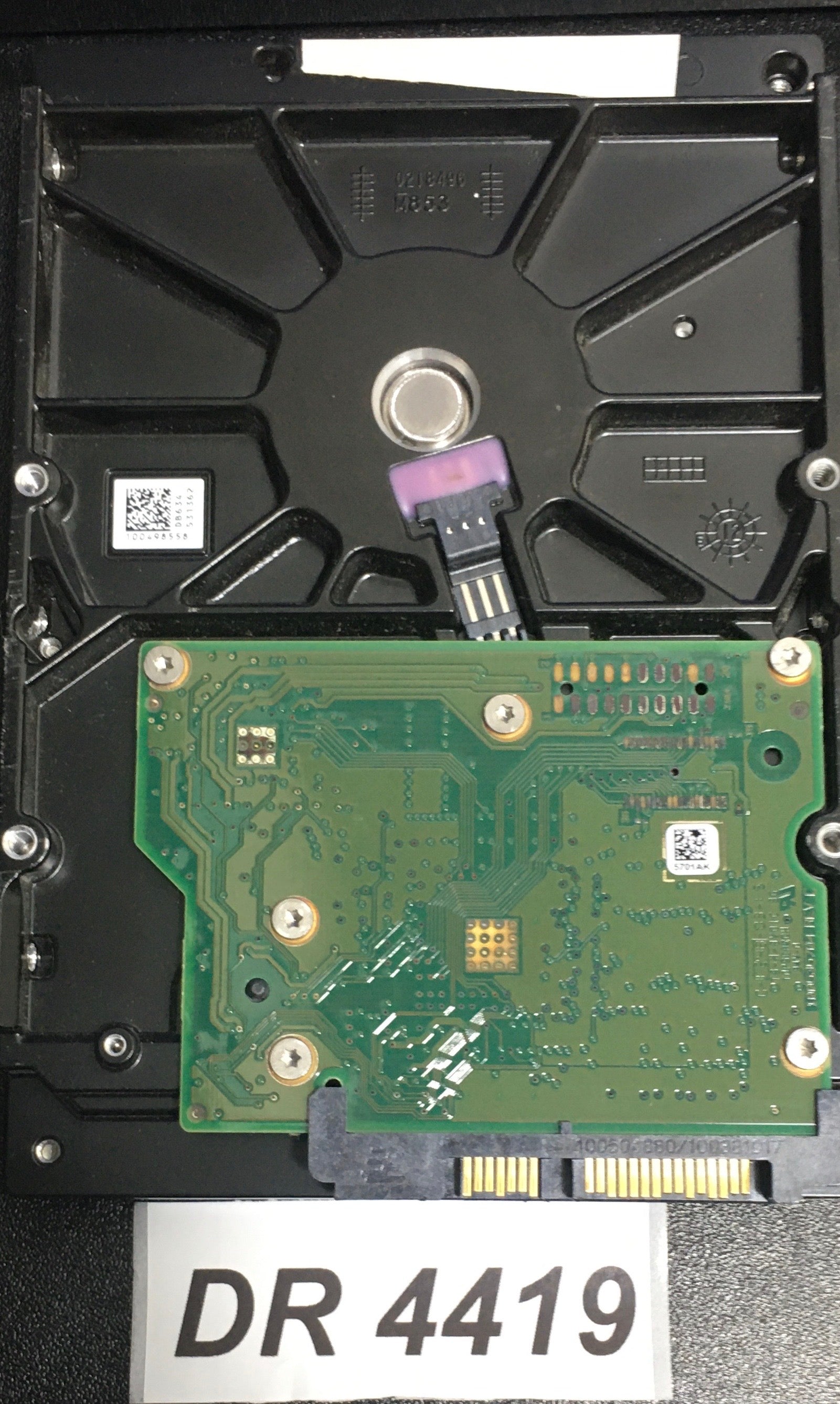 ST500DM002 P/N:  1BD142-021  FW:HP73 Serial: Z3TFJDQY  500GB 3.5  PCB: 100535704 REV A