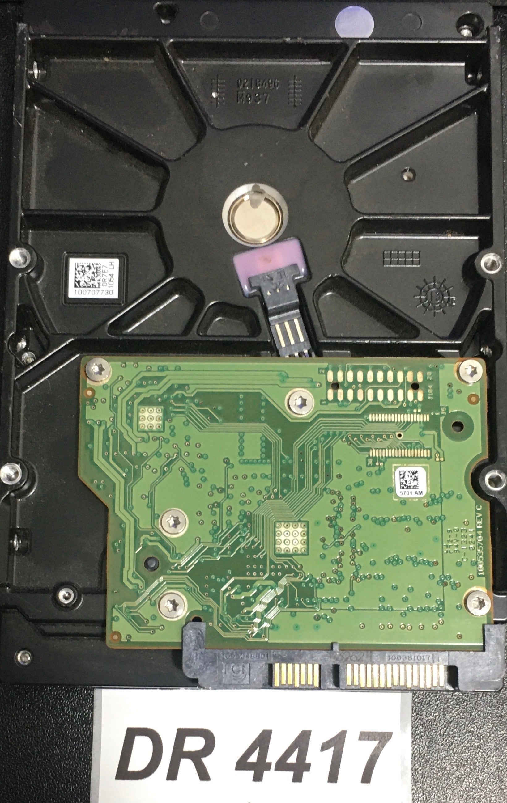 ST500DM002 P/N:  1BD142-021  FW:HP73 Serial: Z3TPQ31F  500GB 3.5  PCB: 100535704 REV C