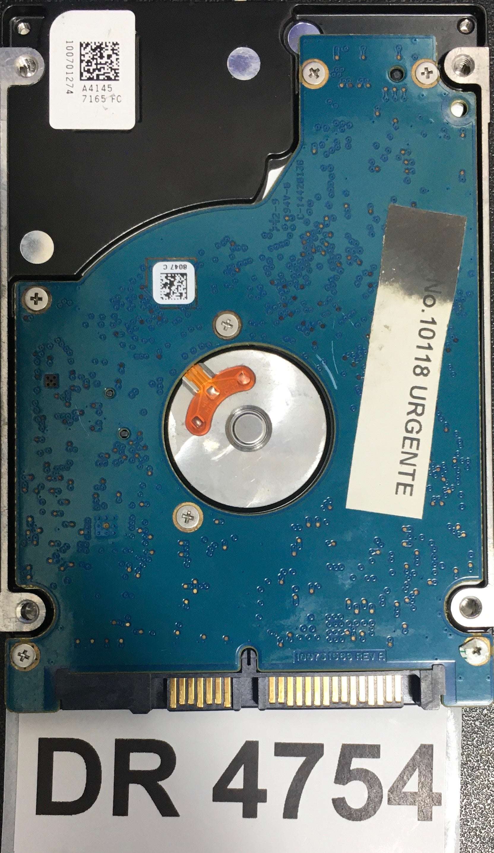 ST500LM000,  P/N: 1EJ162-038,  FW: DEM9,  Serial: W76383NJ,  500GB 2.5,  PCB: 100731589- REV A,