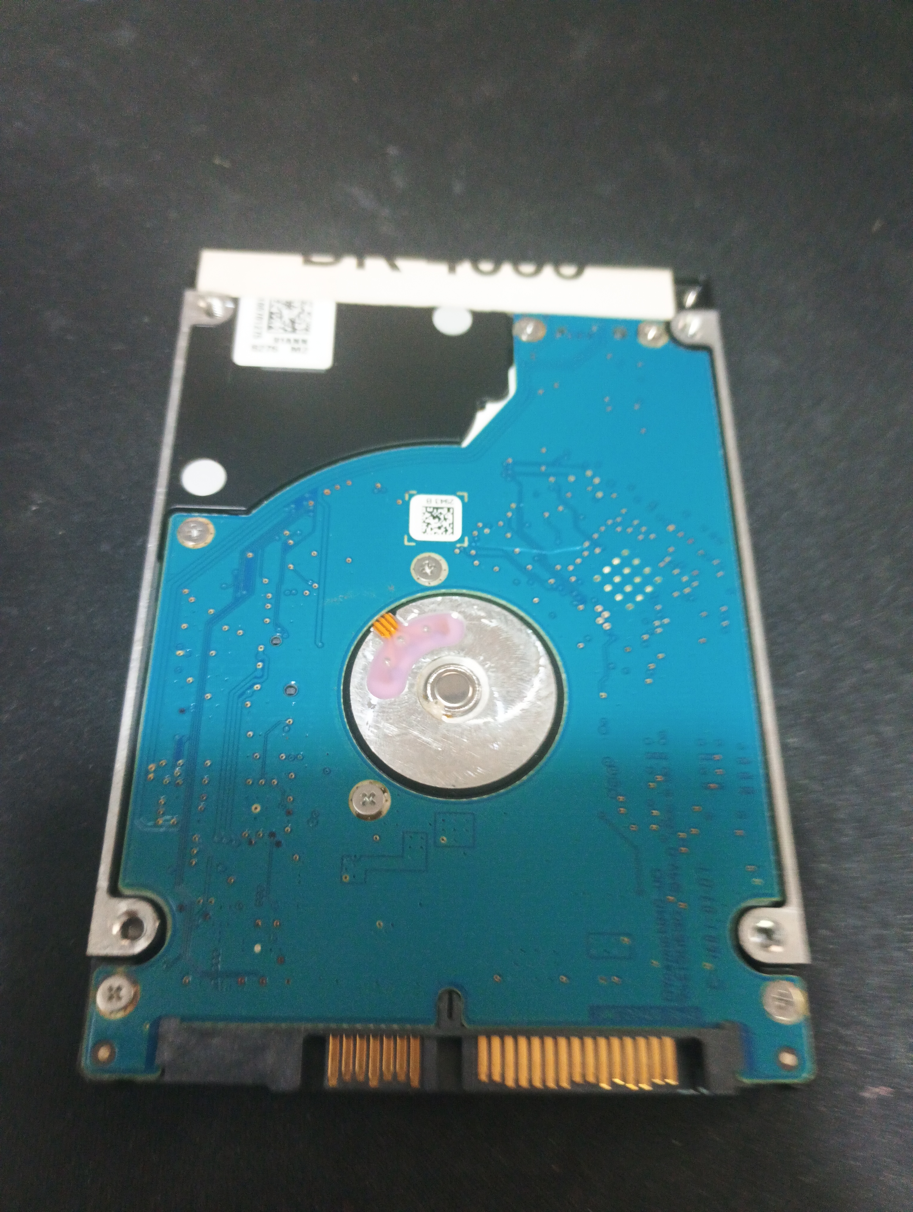 ST500LM021,  P/N: 1KJ152-033,  FW: 0005SDM1,  Serial: W62BJAHE,  500GB 2.5  PCB:100729420- REV B