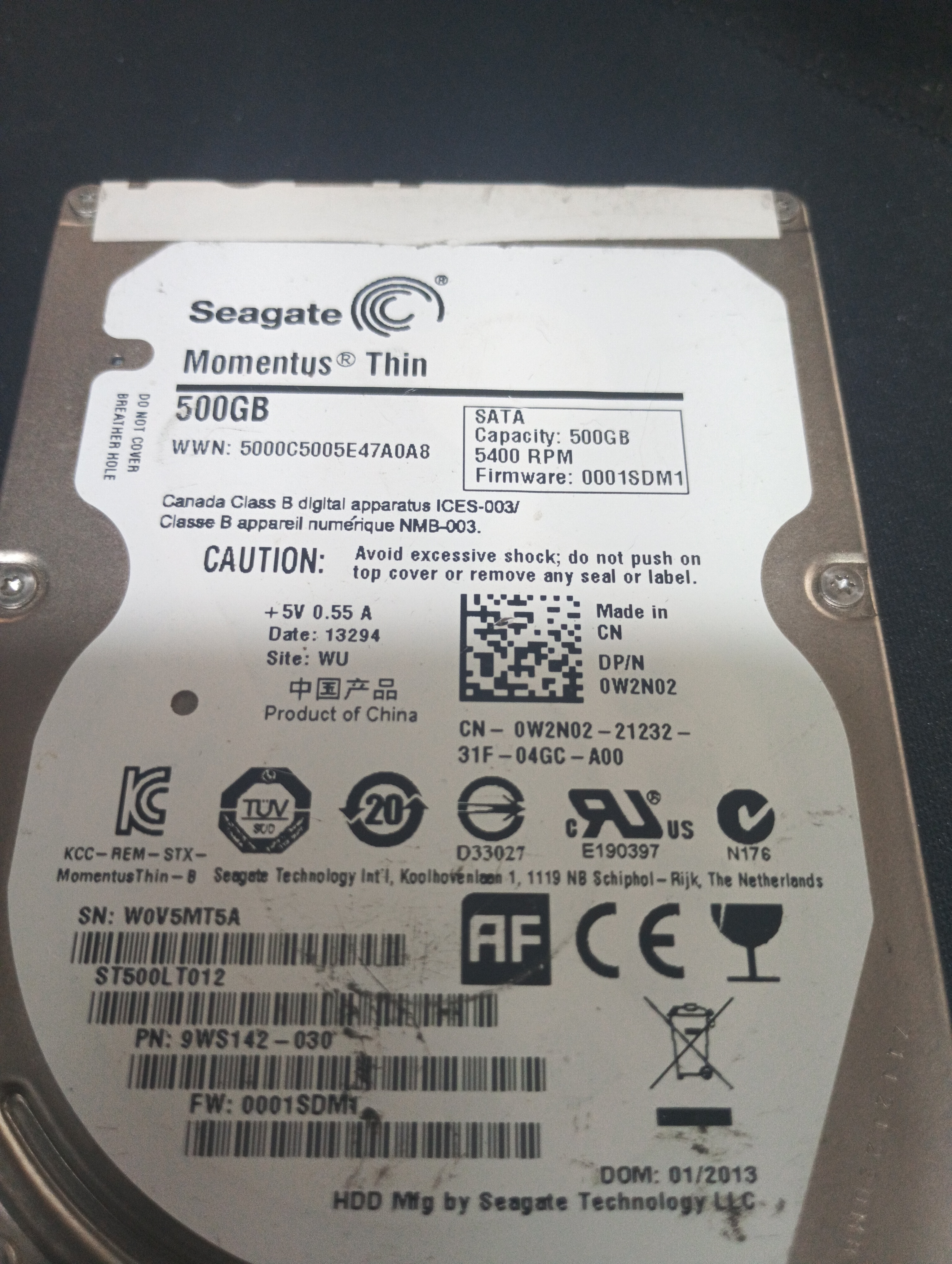 ST500LT012,  P/N: 9WS142-030,  FW: 0001SDM1,  Serial: W0V5MT5A,  500GB 2.5,  PCB: 100696152- REV B,