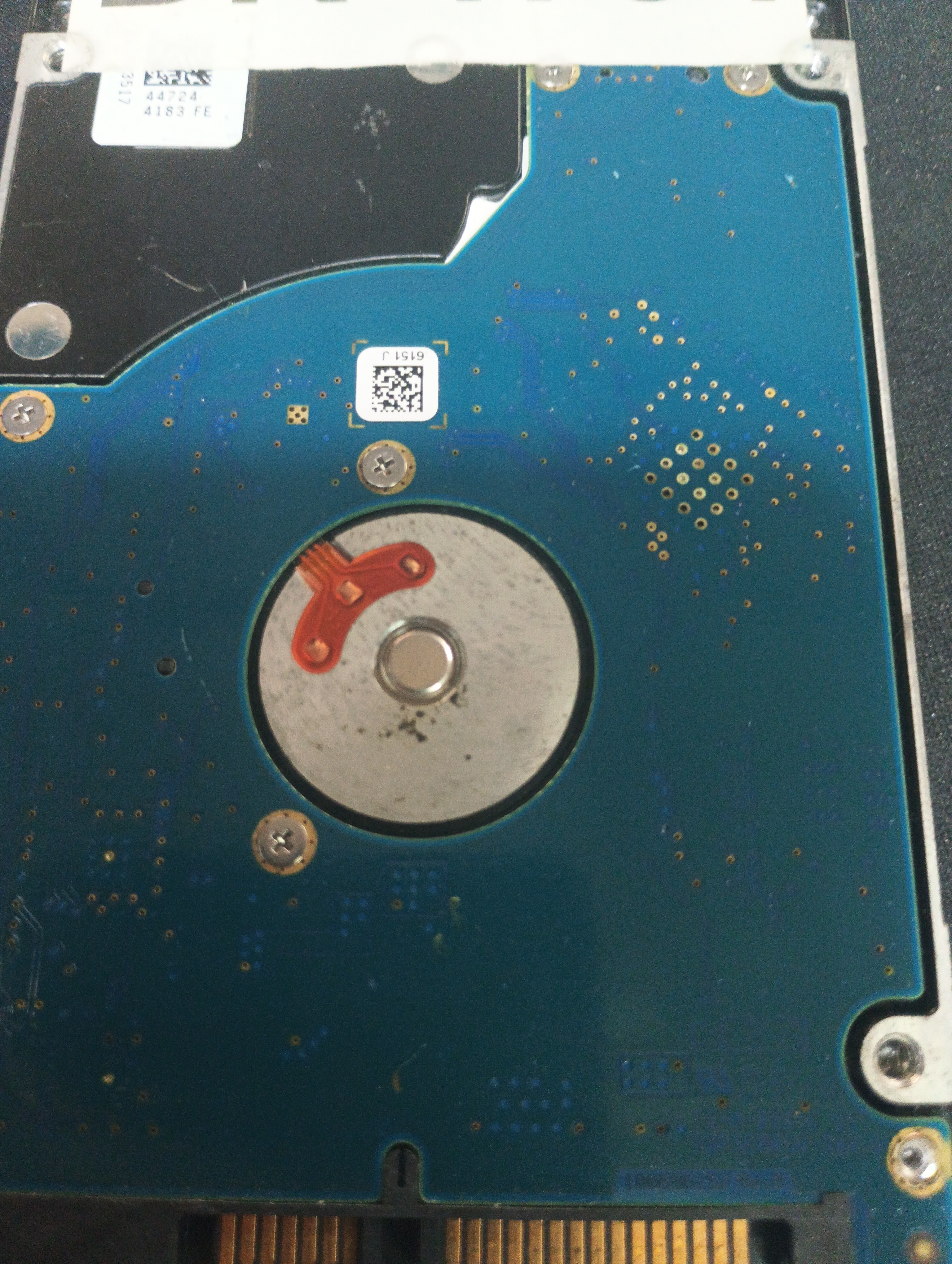 ST500LT012,  P/N: 9WS142-030,  FW: 0001SDM1,  Serial: W0V5MT5A,  500GB 2.5,  PCB: 100696152- REV B,