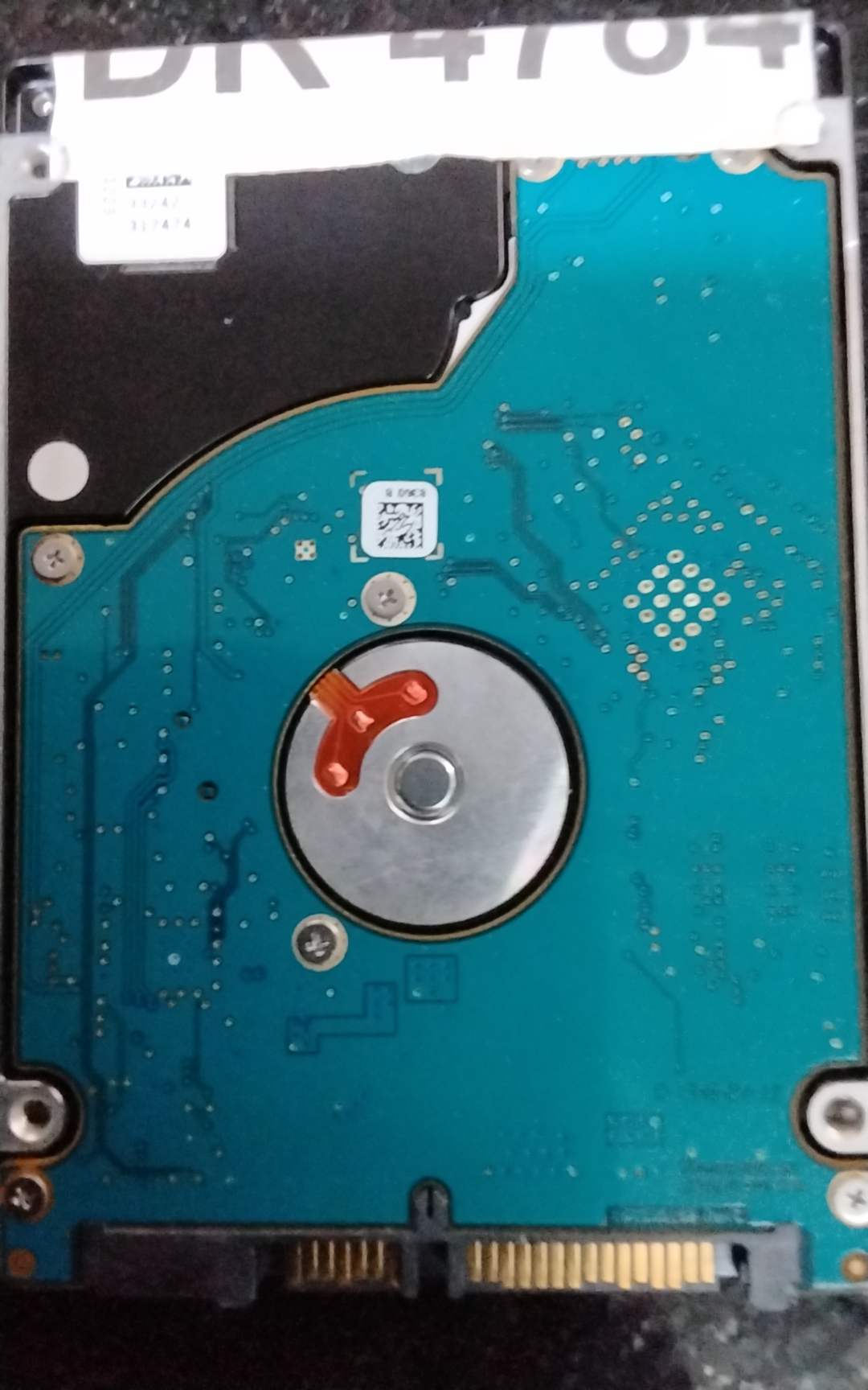 ST500LT012,  P/N: 9WS142-070,  FW: 0001LVM1,  Serial: W0VJ7386,  500GB 2.5,  PCB: 100696152- REV C,