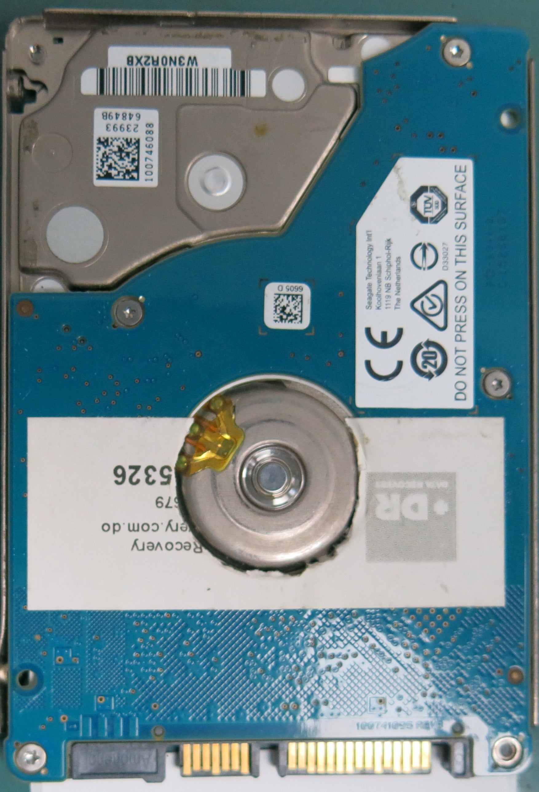 ST500LX012, P/N: 1LM162-030, FW: 0002SDM1, Serial: W3N1JSHD, 500GB 2.5