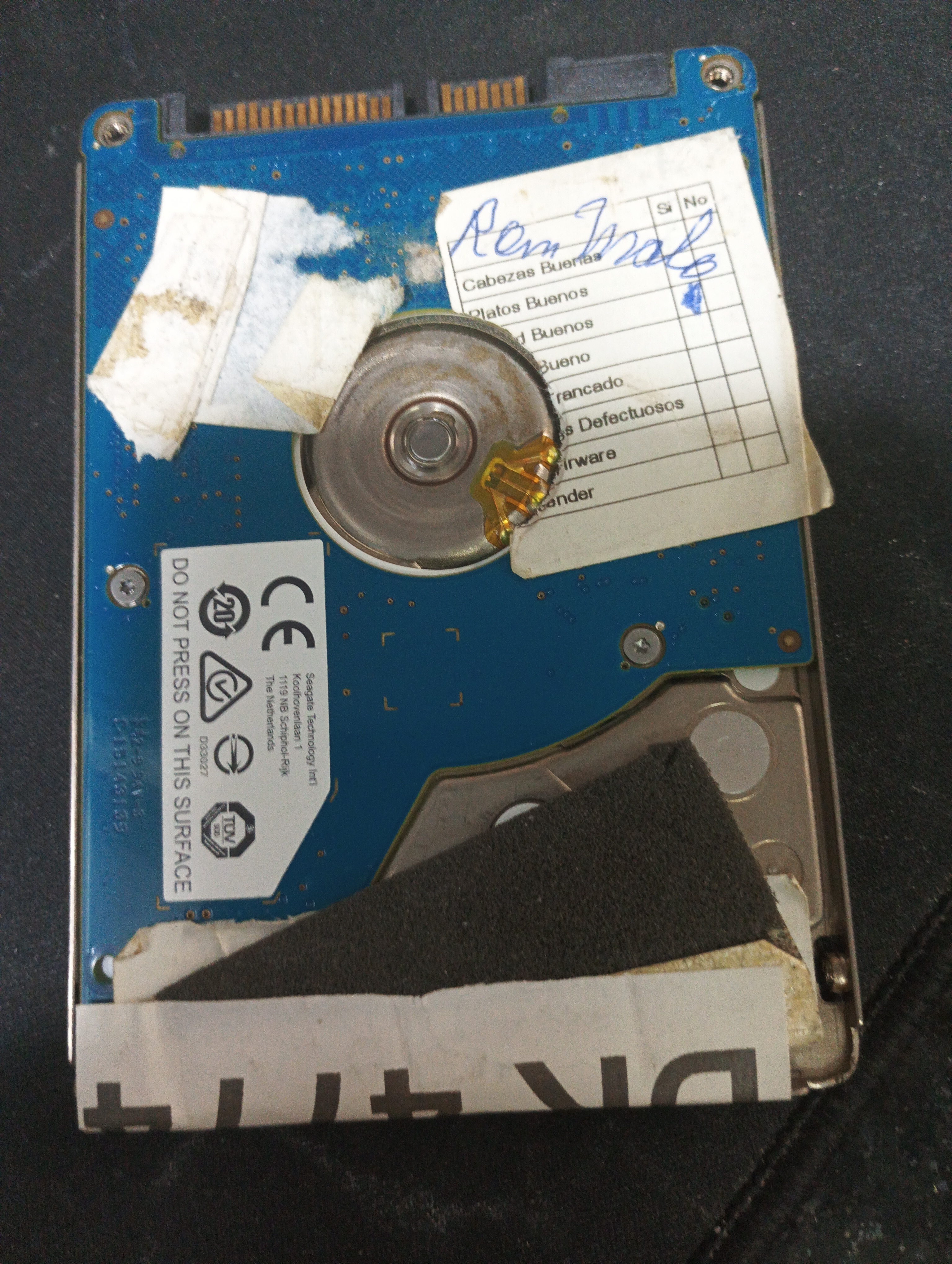 ST500LX012,  Serial: W3N1CYBF,  500GB 2.5,  PCB: 100741095- REV B,
