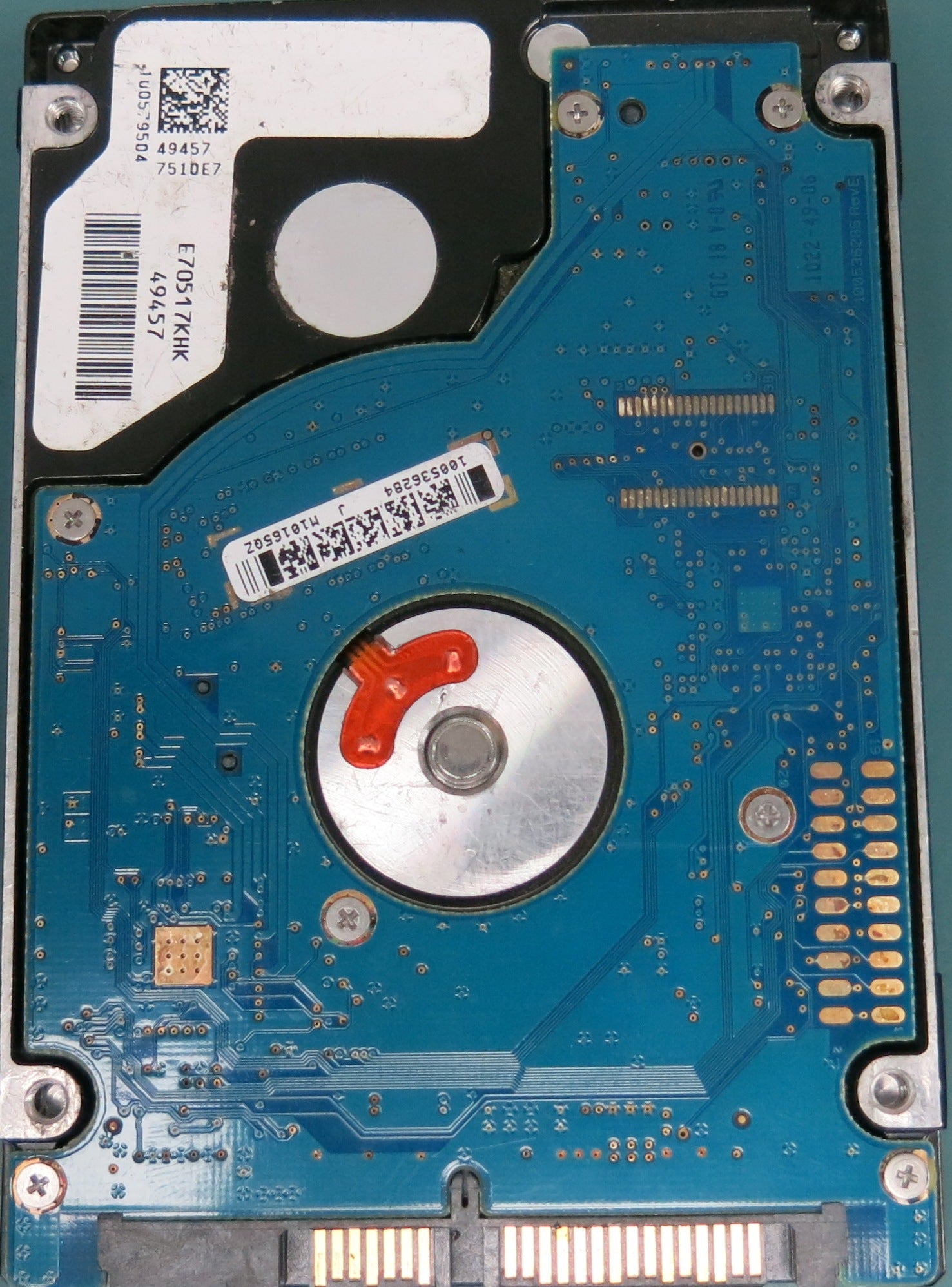 ST9250315AS, Part Number:  9HH132-188, FW: 0001SDM1, 250GB 2.5
