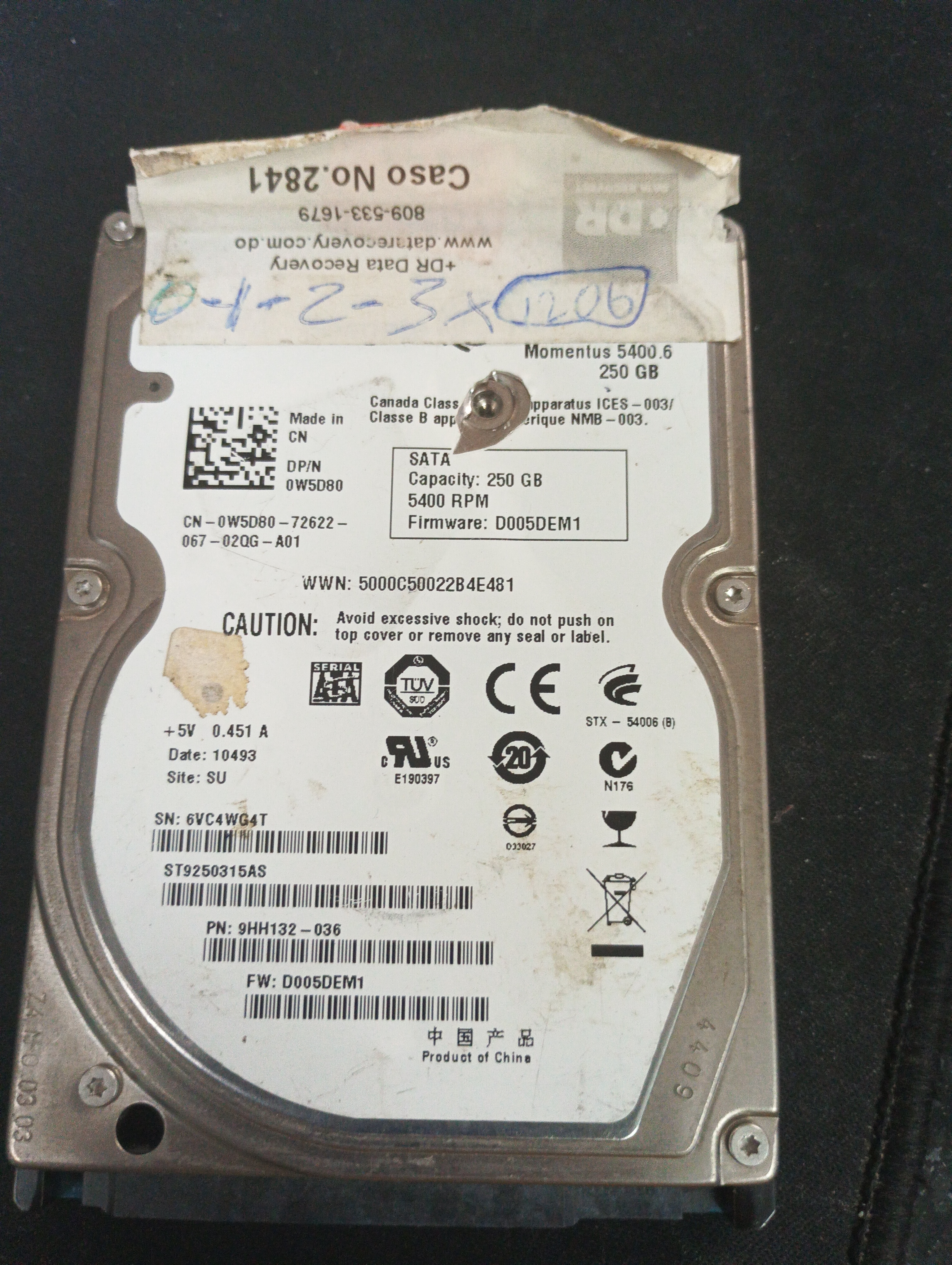ST9250315AS,  P/N: 9HH132-036,  FW: D005DEM1,  Serial: 6VC4WG4T,  250GB 2.5,  PCB: 100536286- REV E,