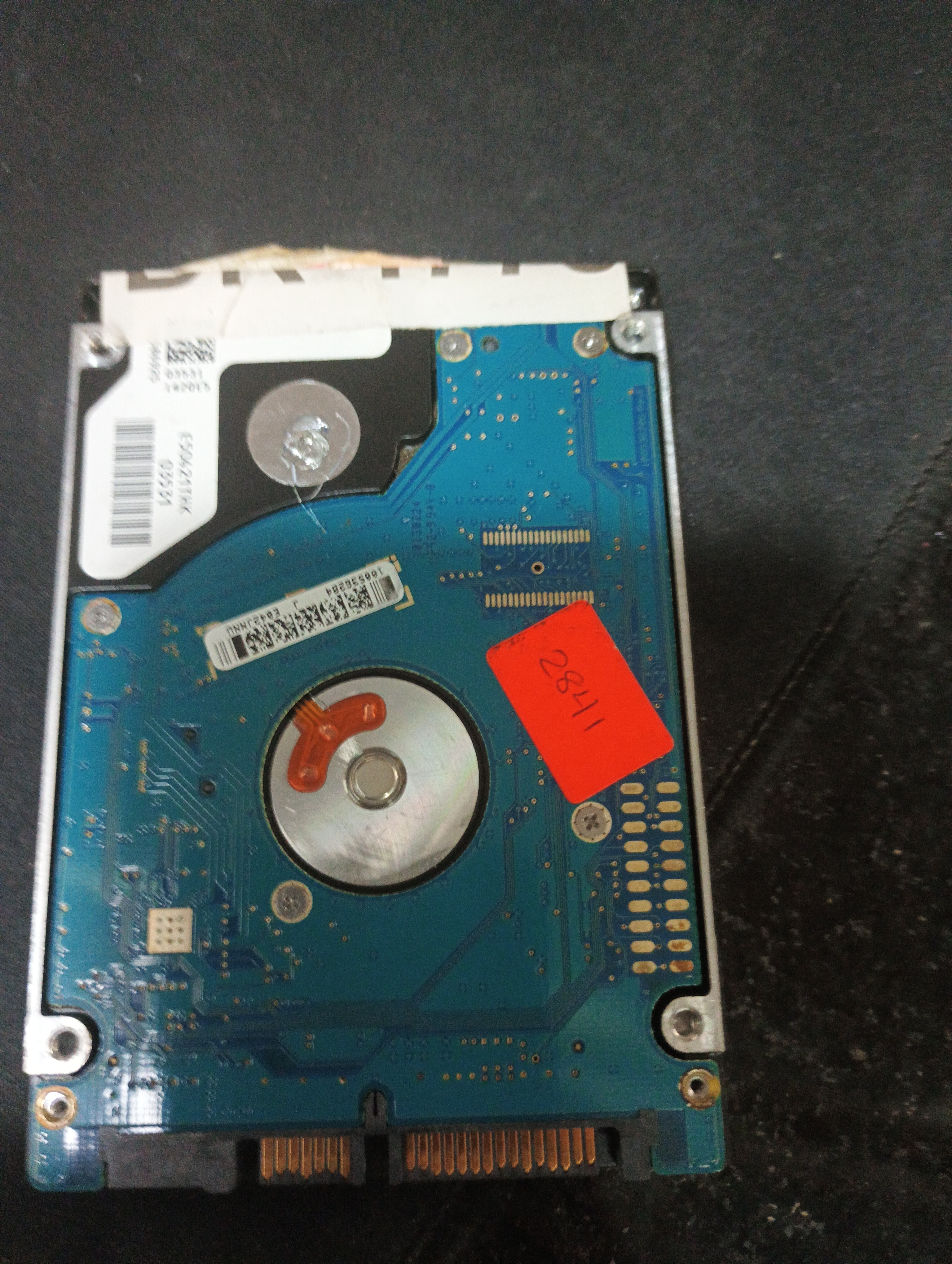 ST9250315AS,  P/N: 9HH132-036,  FW: D005DEM1,  Serial: 6VC4WG4T,  250GB 2.5,  PCB: 100536286- REV E,