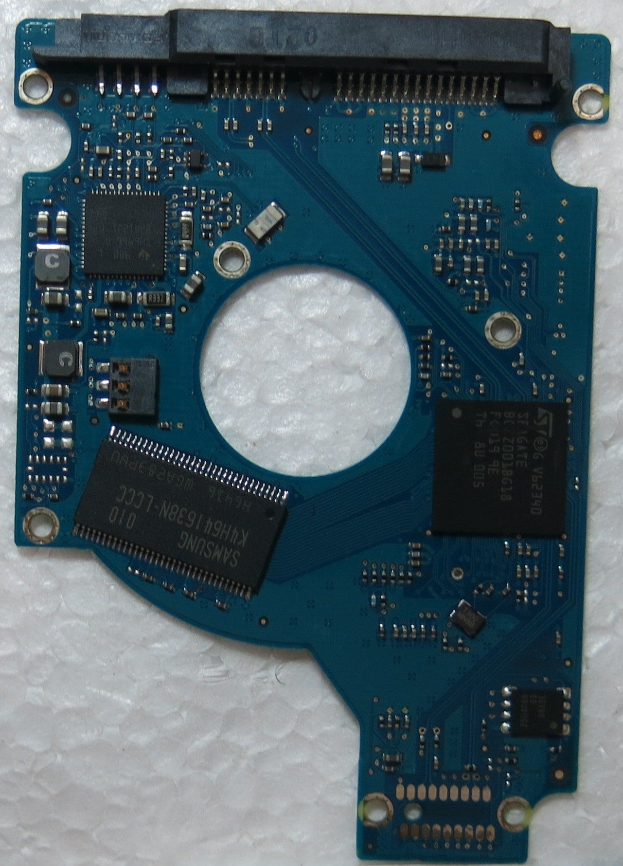 ST9250315AS PN 9HH132-120 100536286 PCB