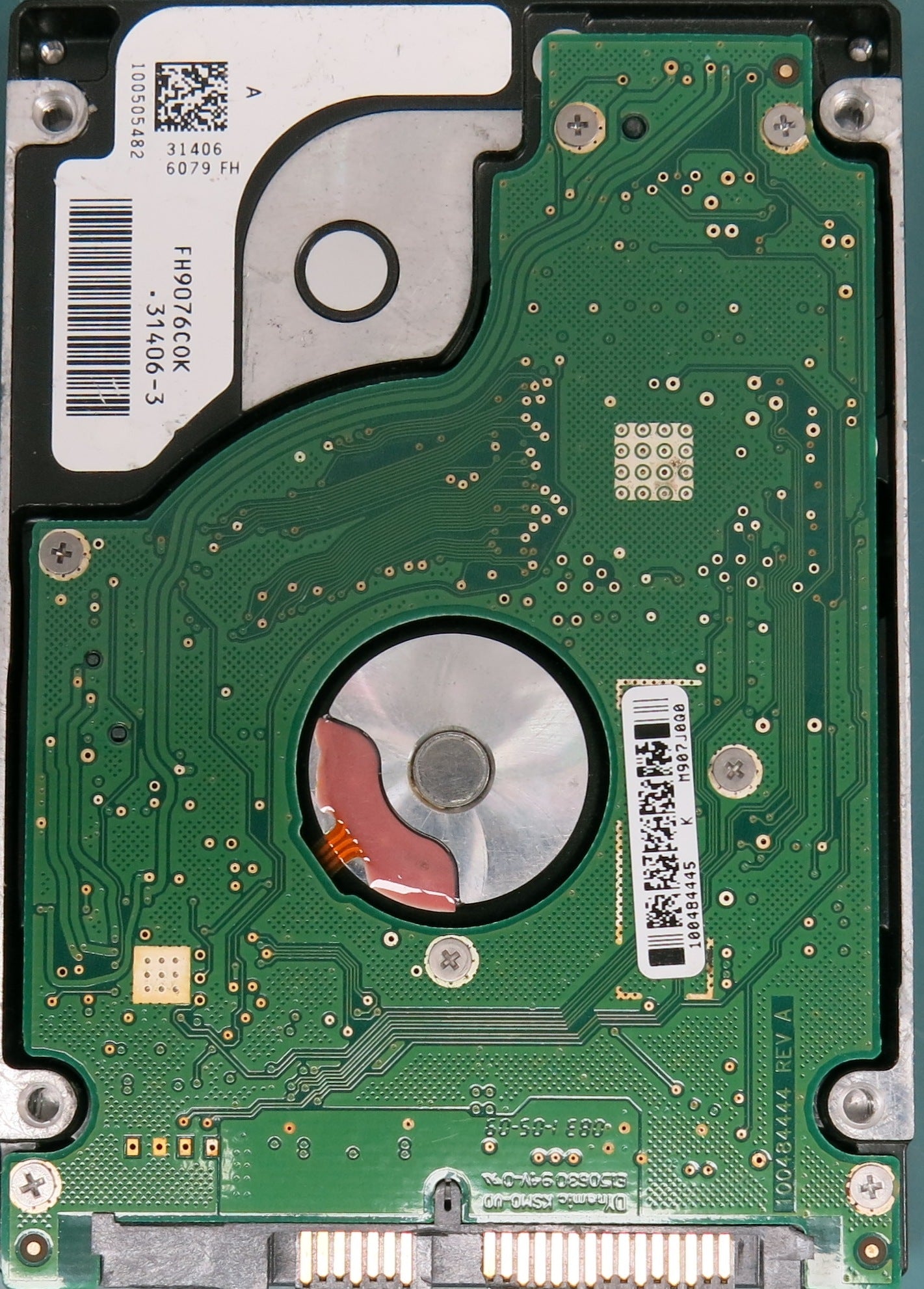 ST9250827AS, Part Number:  9DG134-336, Serial Number: 5RG4QNXC,  FW: 3.AAA,  250GB 2.5,  PCB: 100484444 REV A,