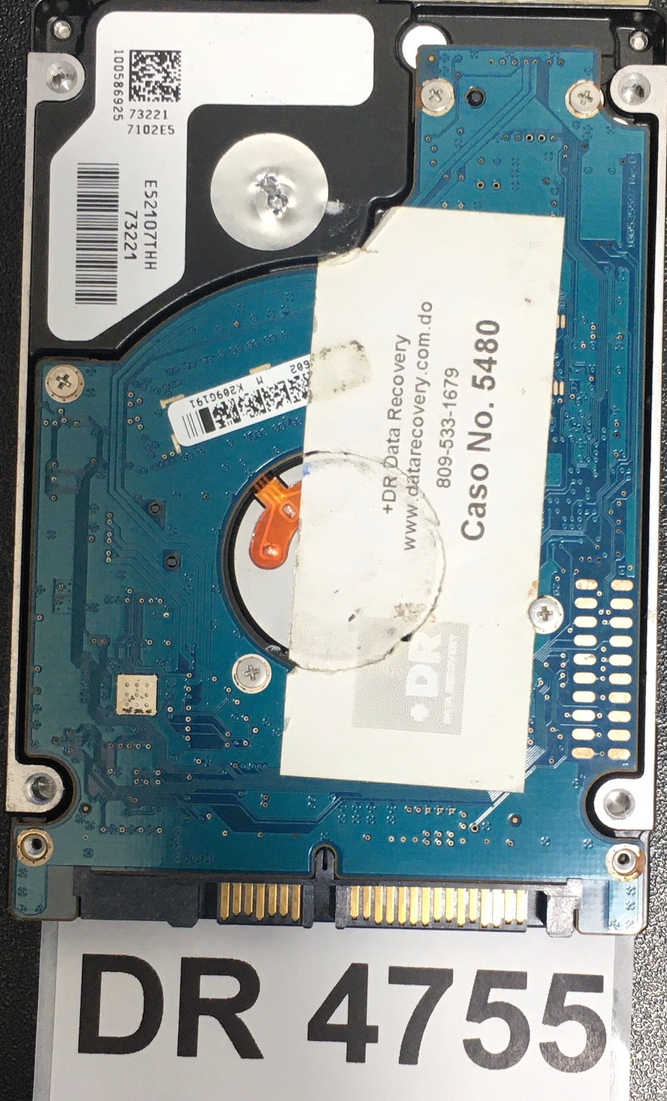 ST9320325AS,  P/N: 9HH13E-500,  FW: 0001SDM1,  Serial: S2W3XQQ5R,  320GB 2.5,  PCB: 100535597- REV D,