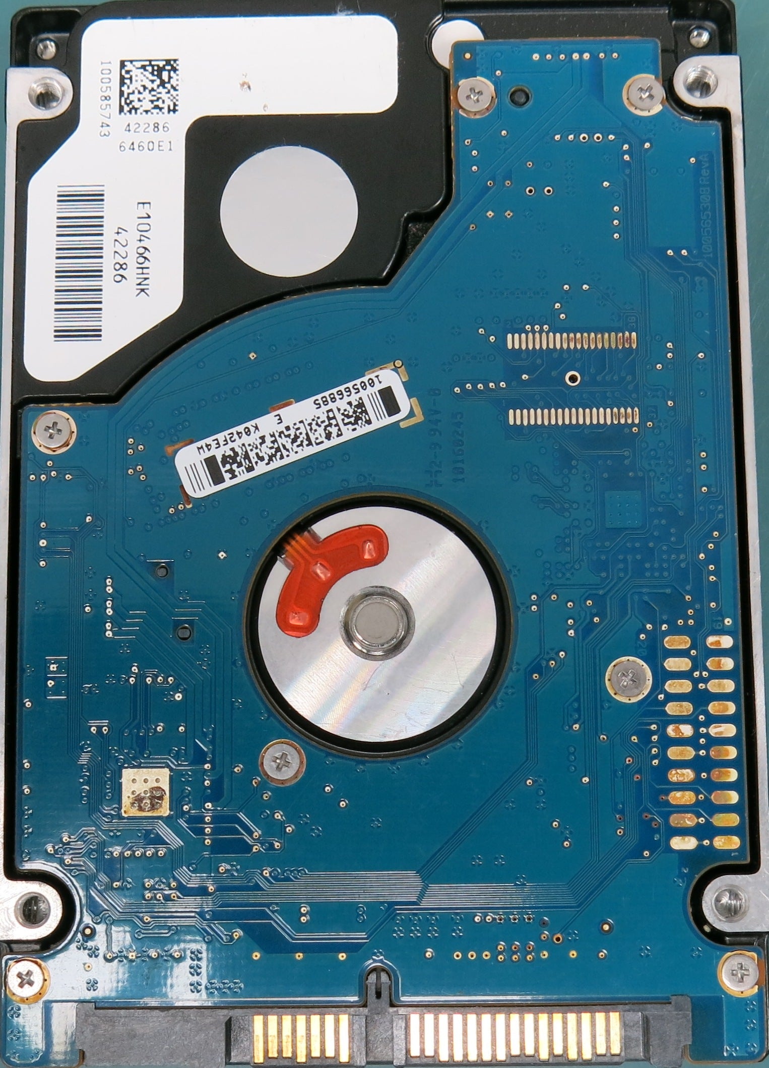 ST9320423AS, Part Number:  9HV14E-071, FW: 0003LVM1, 320GB 2.5