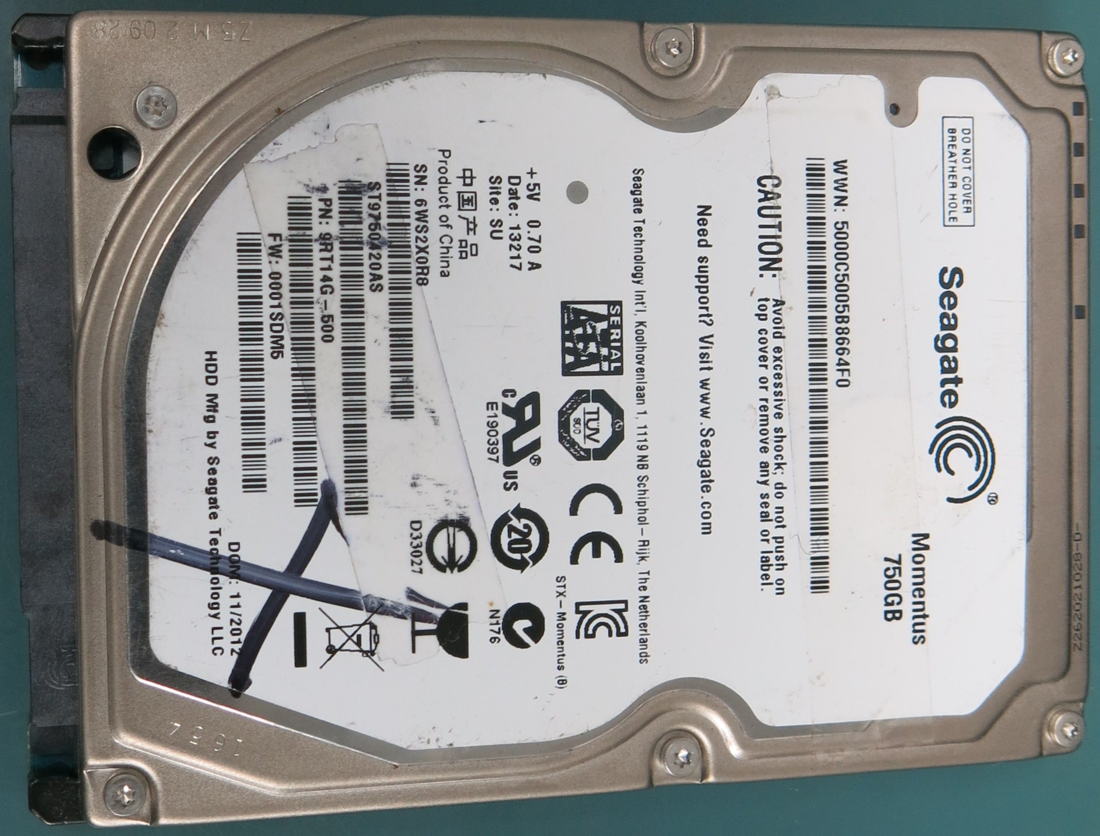ST9750420AS, P/N:  9RT14G-500, FW: 0001SDM6, 750GB 2.5