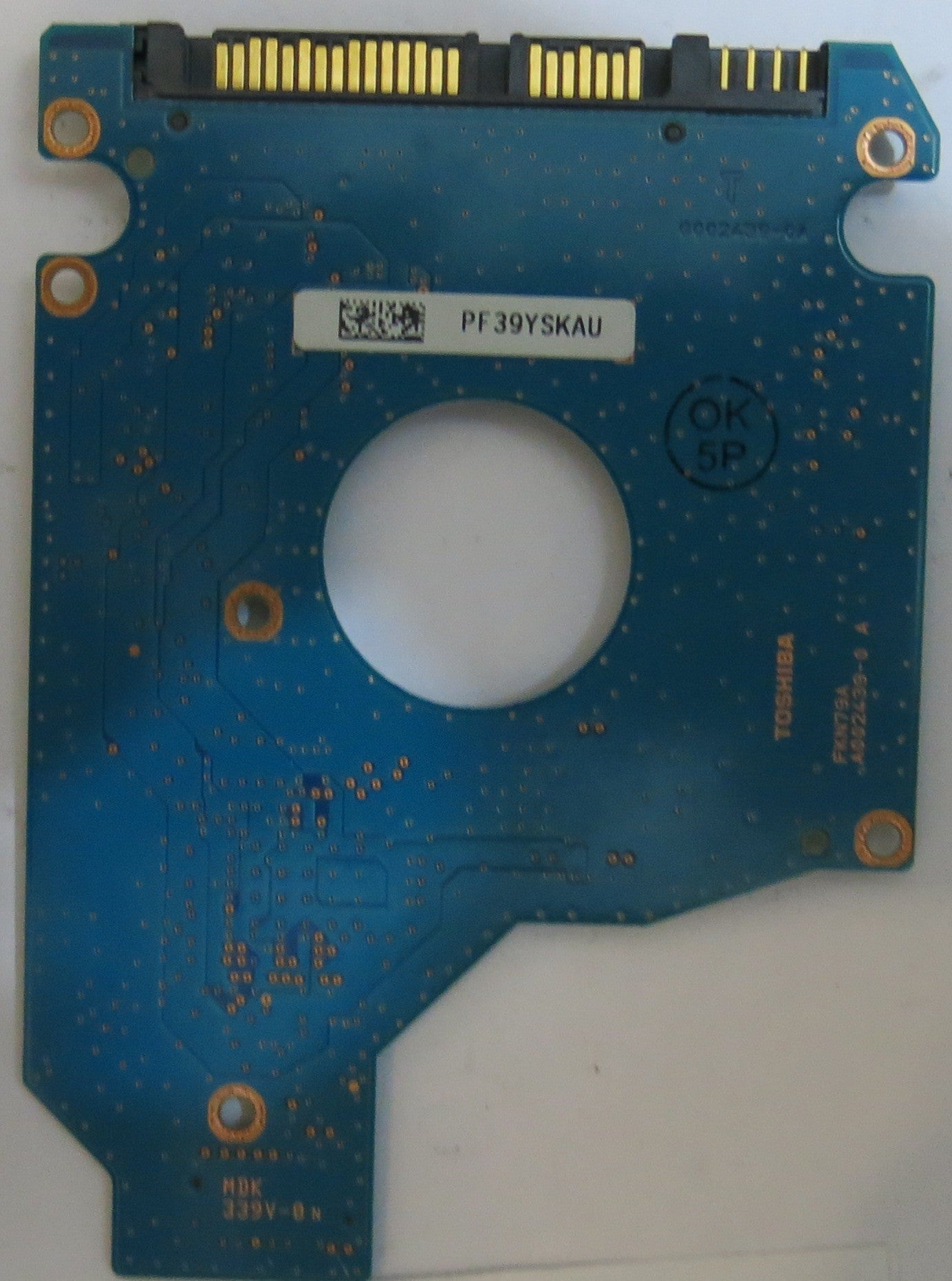 TOSHIBA MK1655GSX HDD2H25 H ZR01 T  G002439 0A PCB