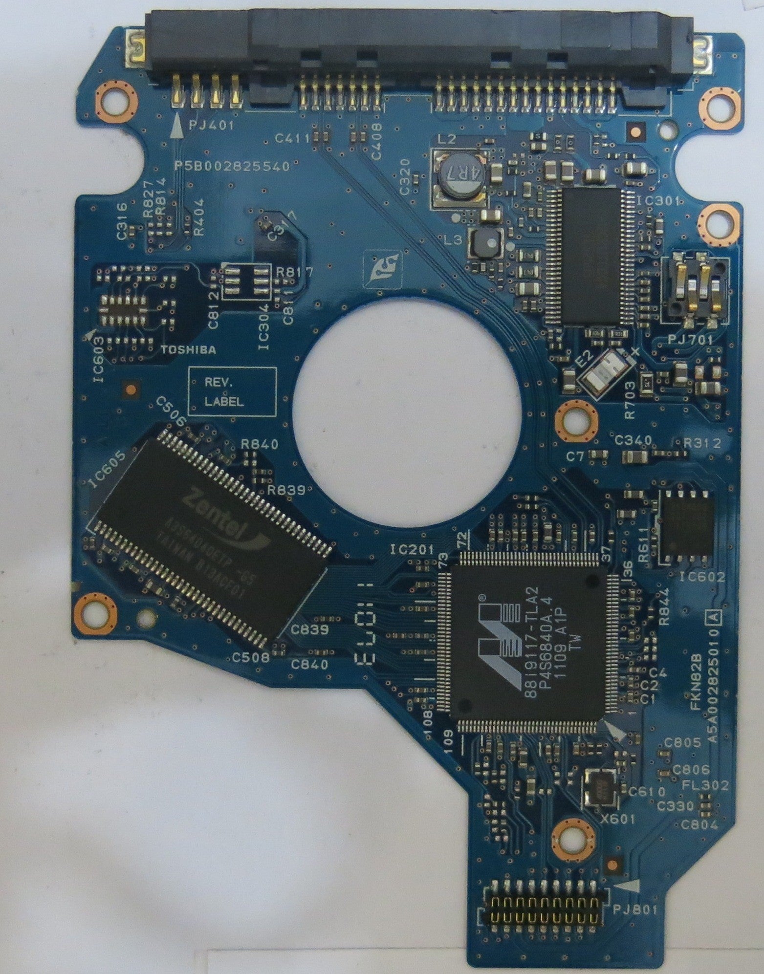 TOSHIBA MK3259GSXP HDD2J54 S QG01 T  G002825 A PCB