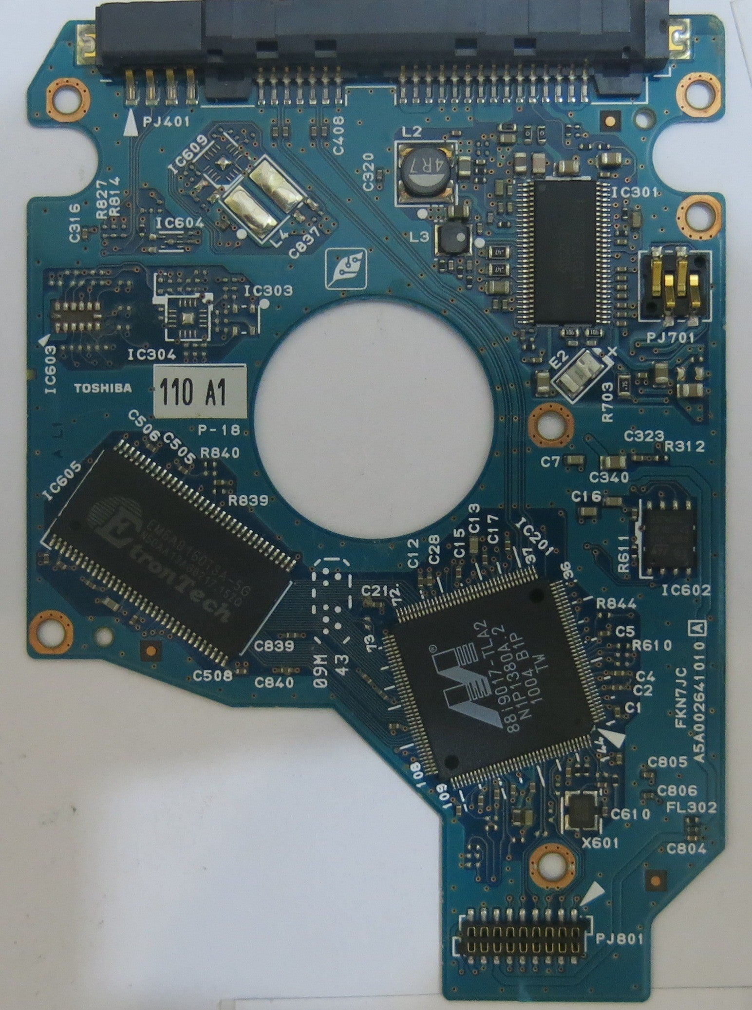 TOSHIBA MK3265GSX HDD2H83 F VLO1 B G002641A PCB