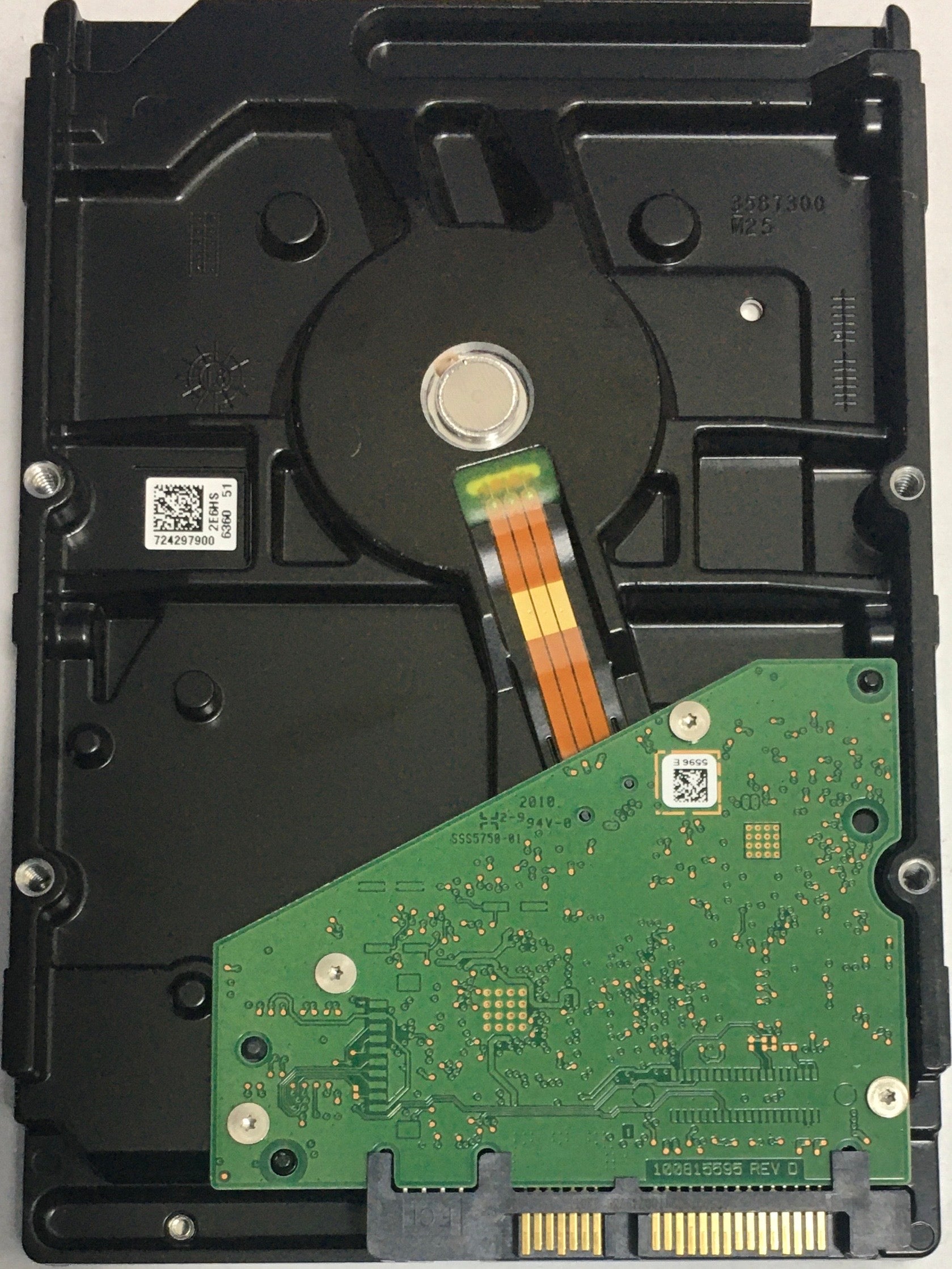 ST2000VX007,  Serial:ZFM188H7,  2000GB 3.5,  PCB:100815595- REV D