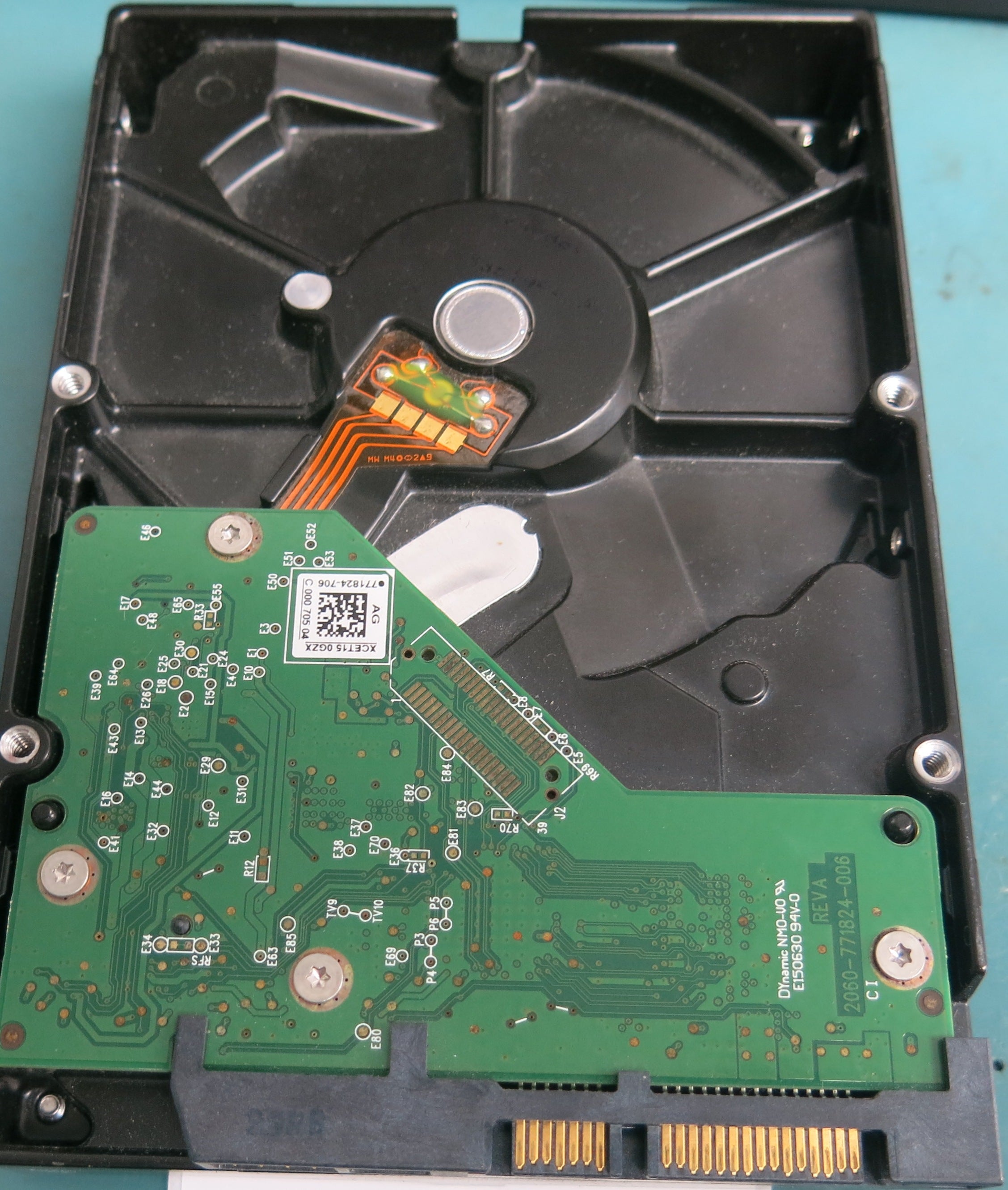 WD10EZEX-75ZF5A0, DCM EGRNKT2CHB, 1.0TB 3.5, PCB 2060-771824-006 REV A