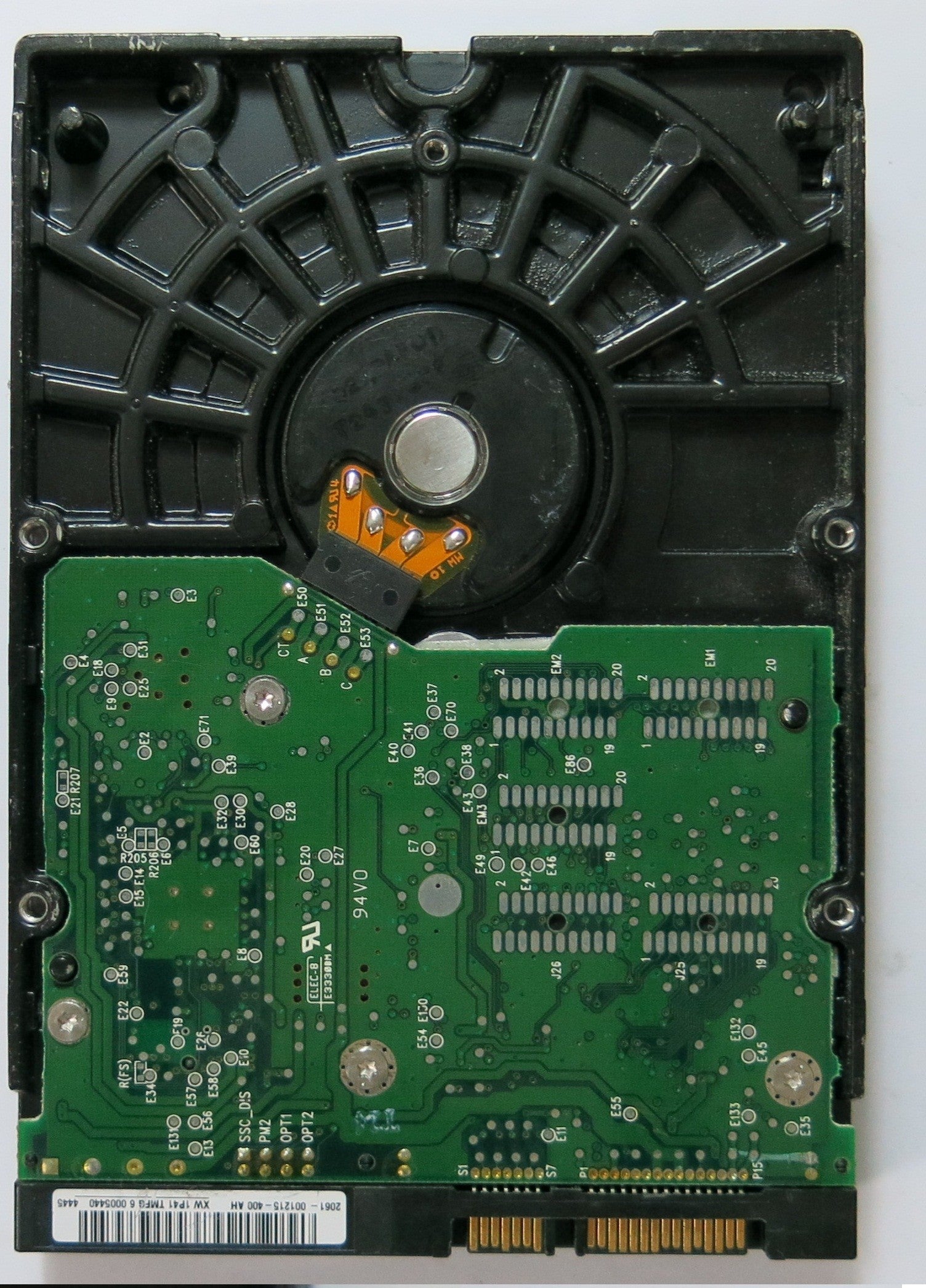 WD1200JD-75GBB0,  Serial:WMAET204773,  120GB 3.5,  PCB:2060-001215-003- REV A