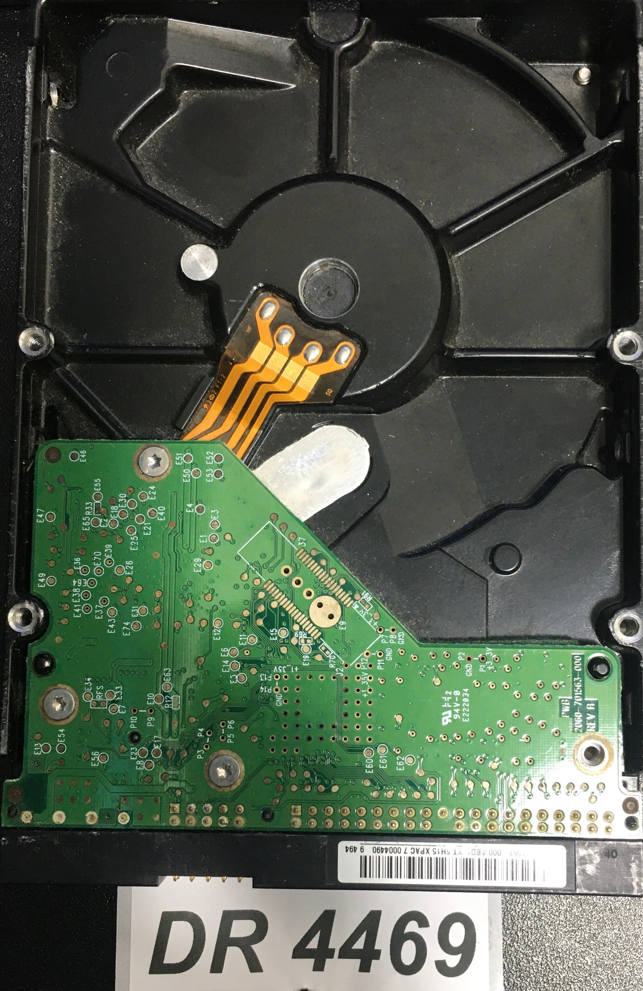 WD1600AAJB-56WRA0 Serial:WCAS2F070488   160GB 3.5  PCB: 2060-701563-000 REV A