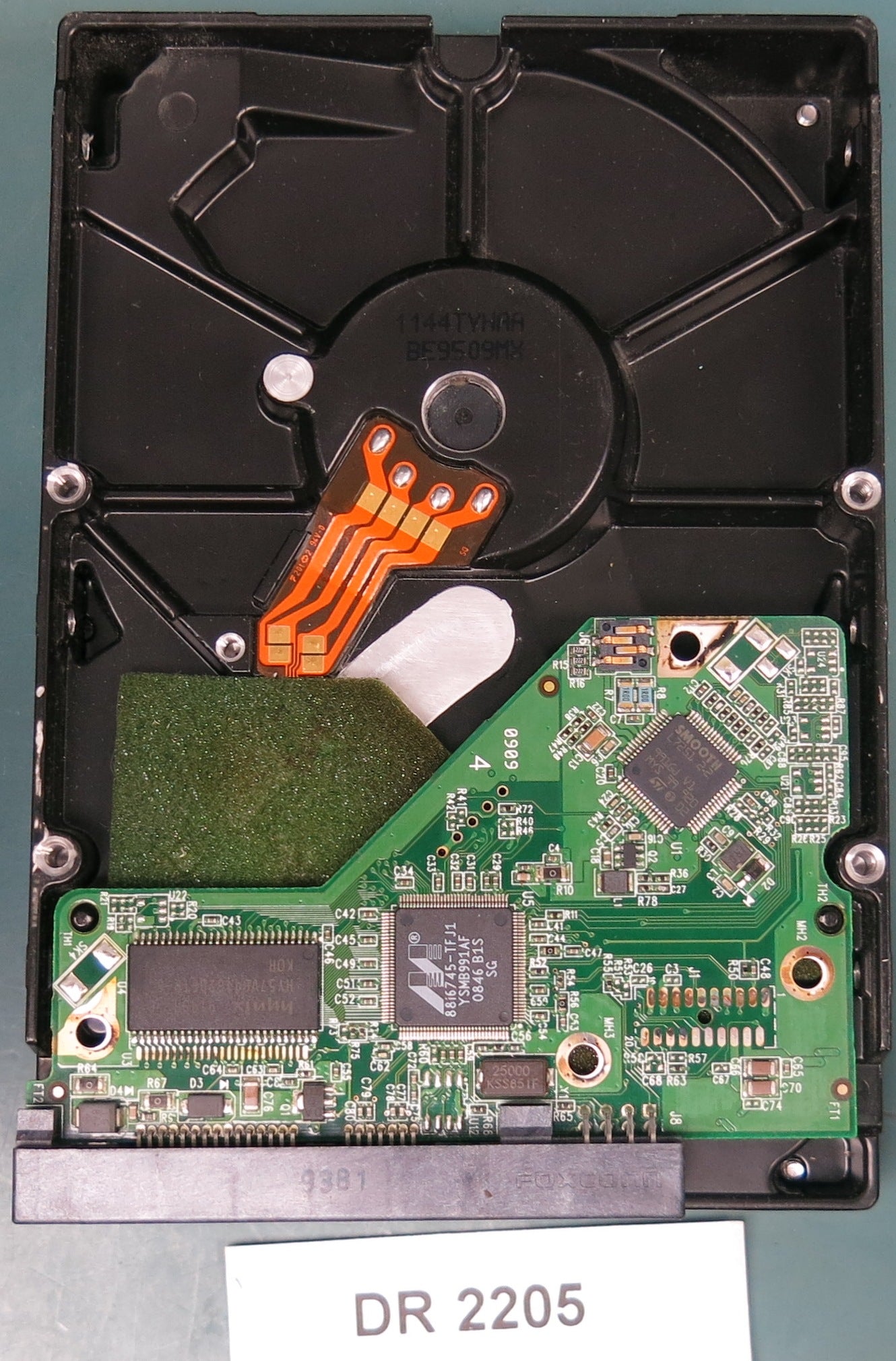 WD1600AAJS-56WAA0 DCM HANNNTJAHN 160GB 3.5 PCB 2060-701552-003 REV A