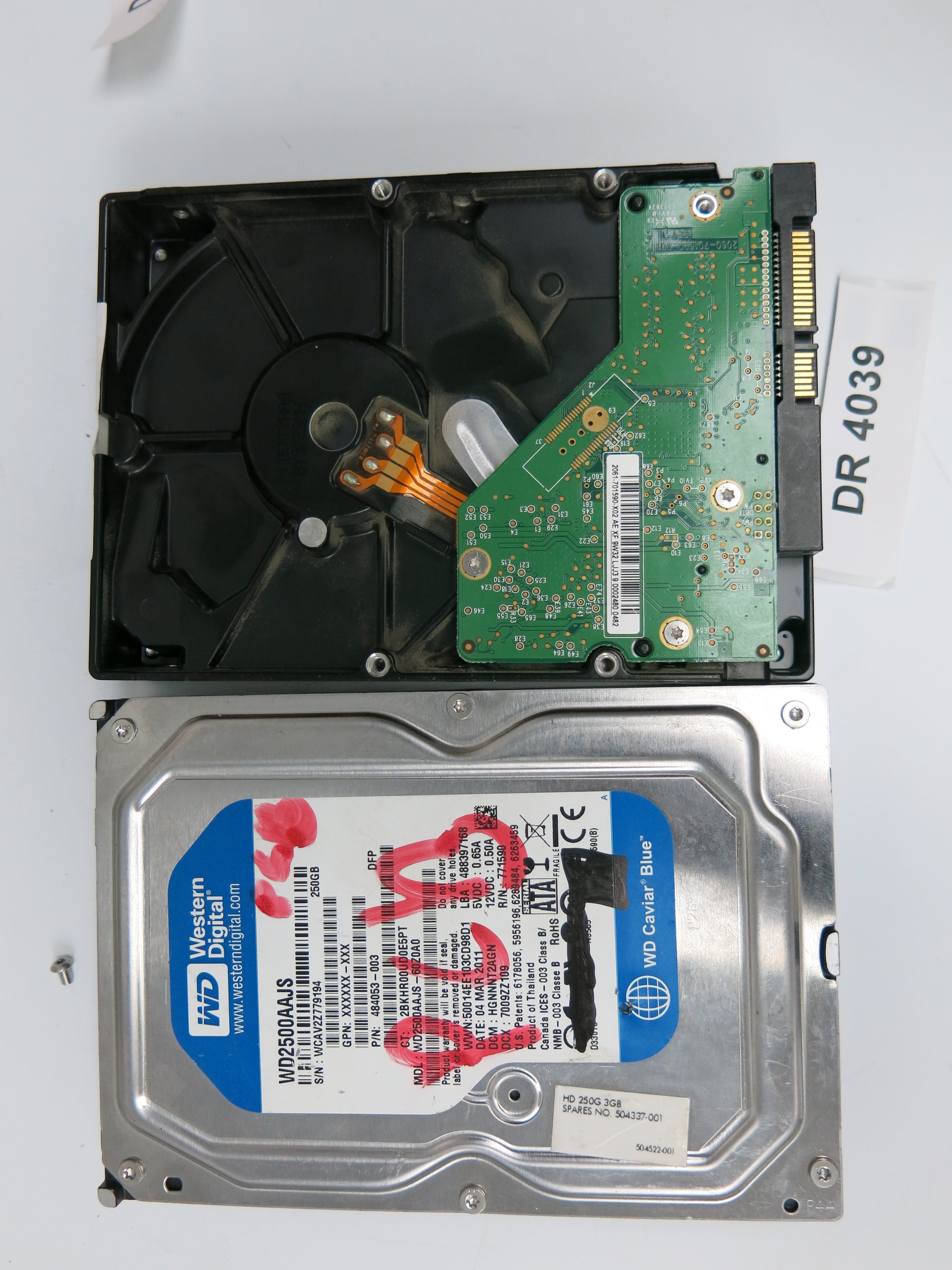 WD1600AAJS-75M0A0, DCM: HANNNT2AGN, Serial Number: WCAV40442092, 1600GB 3.5, PCB 2060-701590-001 REV A