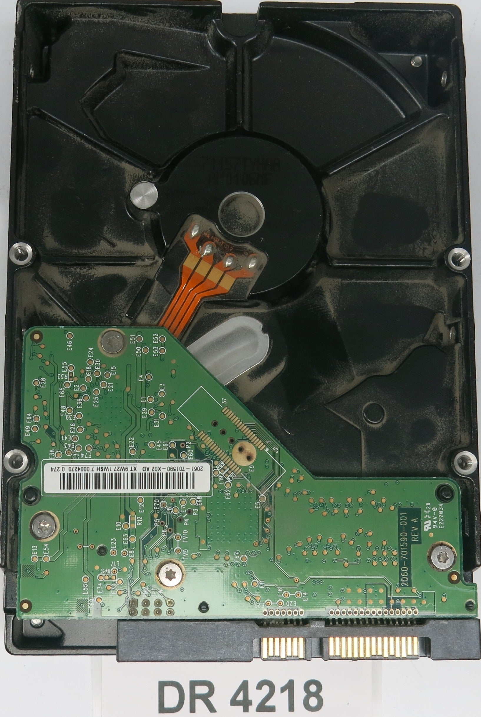WD1600AAJS-75M0A0,  DCM: HBRNNT2CEN,  Serial: WCAV40475795,  160GB 3.5,  PCB 2060-701590-001 REV A