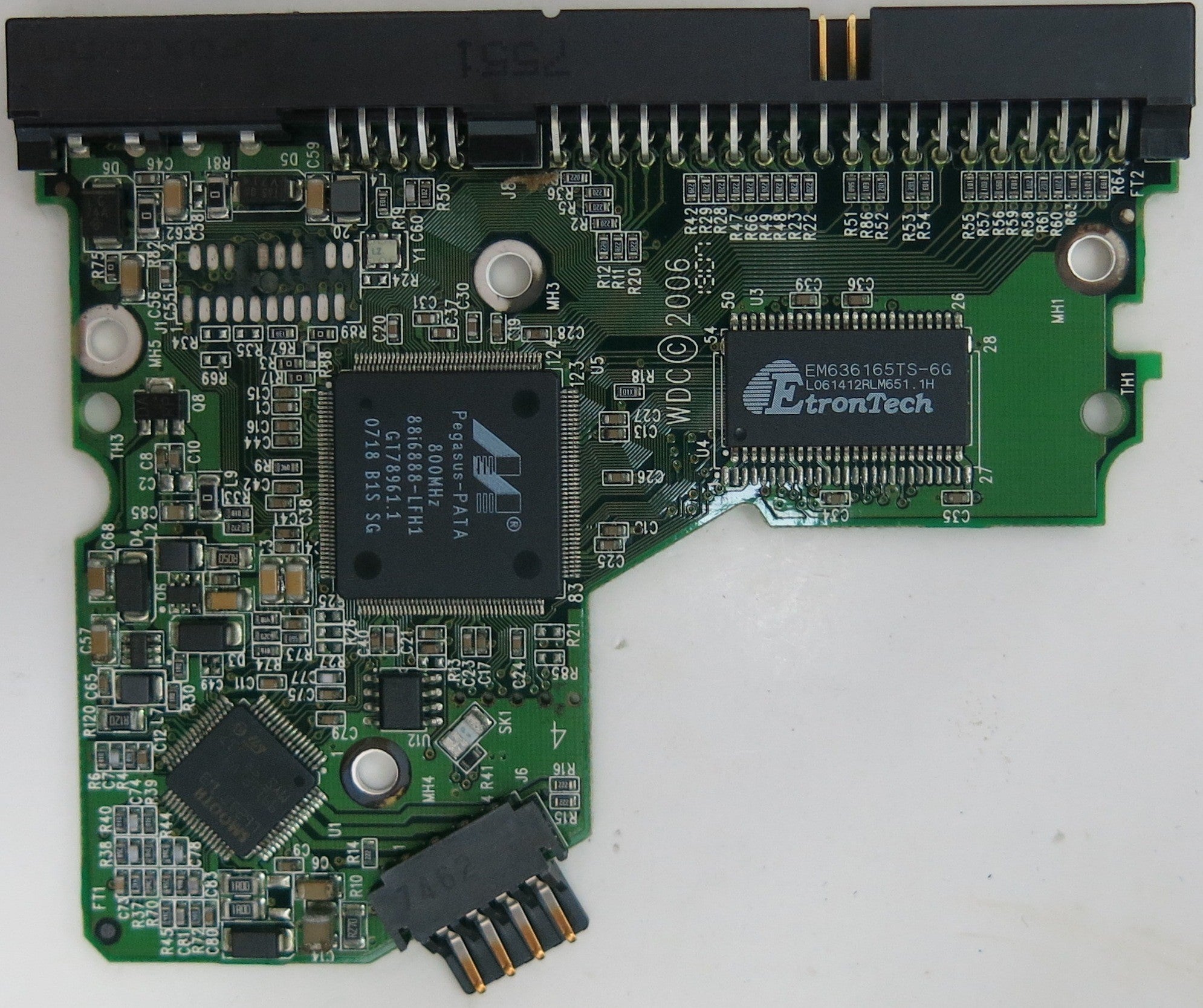 WD1600BB-56RDA0, DCM HBBANTJCHN, 2060-701292-002 REV A PCB