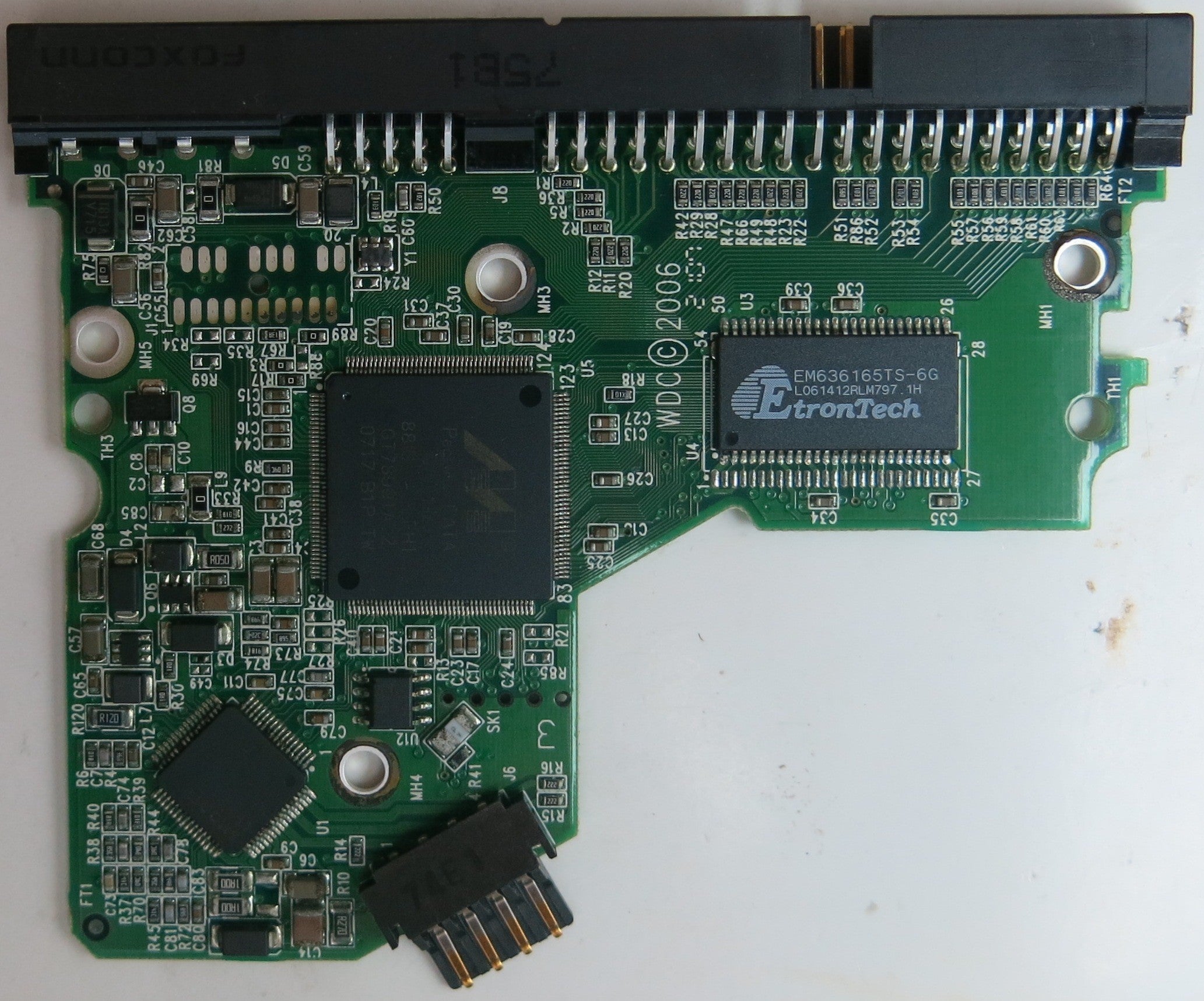WD1600BB-56RDA0, DCM HSCHCTJCHN, 2060-701292-002 REV A PCB