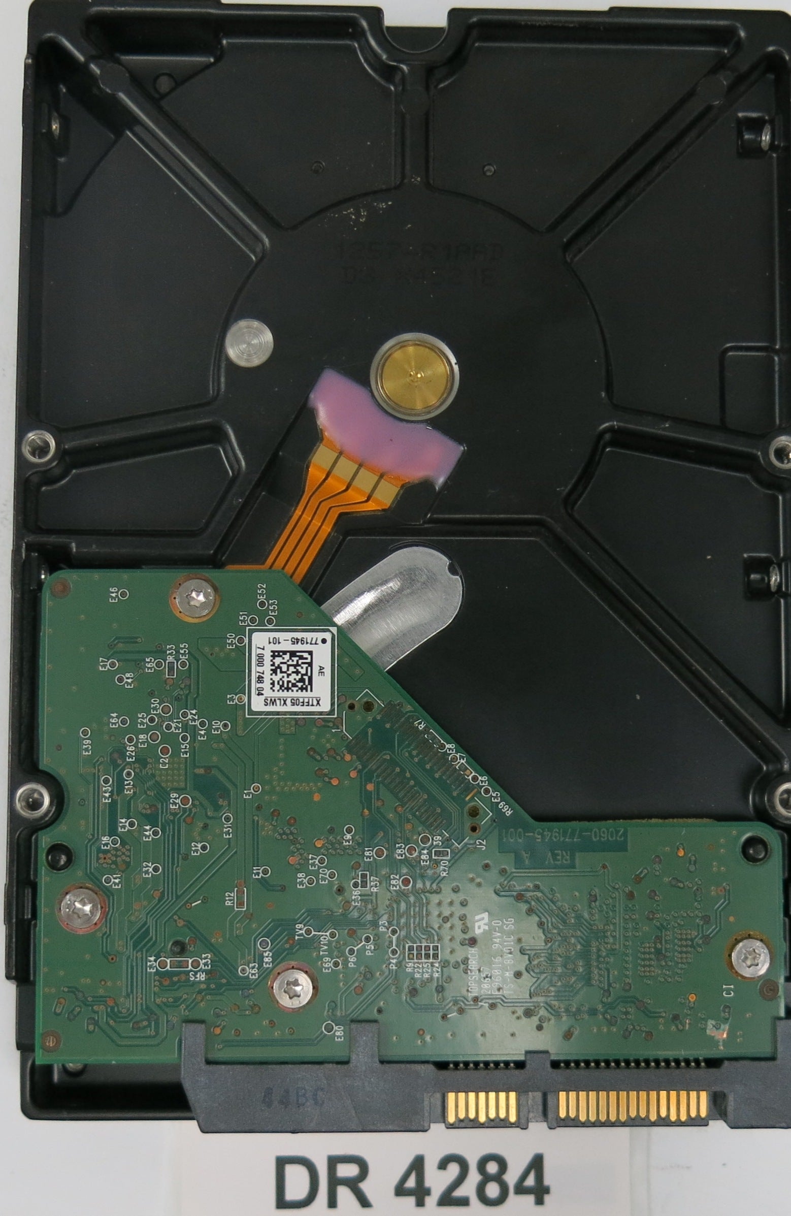 WD20EFRX-68EUZN0,  DCM: HARNHTJMAB,  Serial: WCC4M5S4293J,  2.0TB 3.5,  PCB 2060-771945-001 REV A
