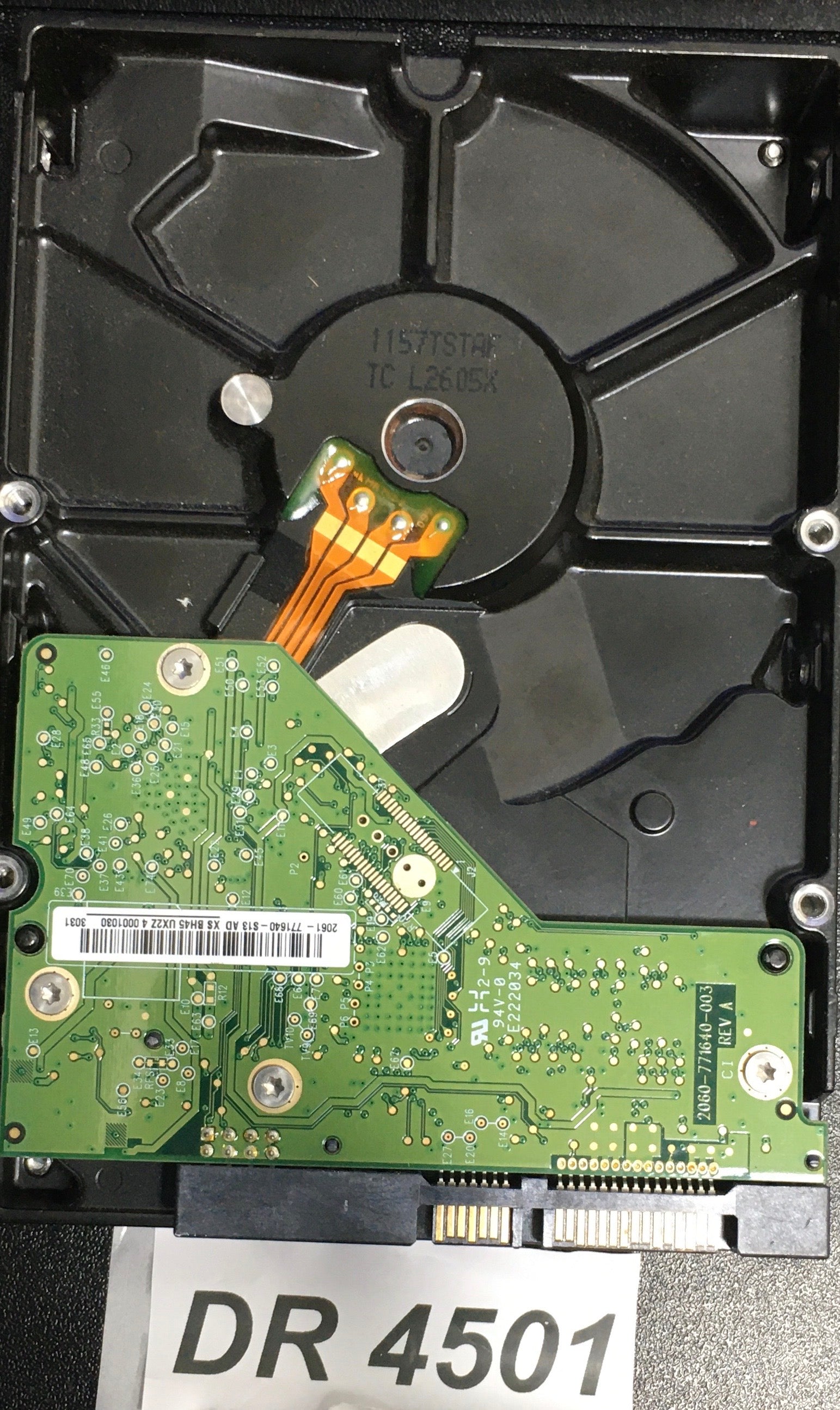 WD2500AAKK-753CA1  Serial:WD-WMAYW4284859  250GB 3.5  PCB: 2060-771640-003 REV A