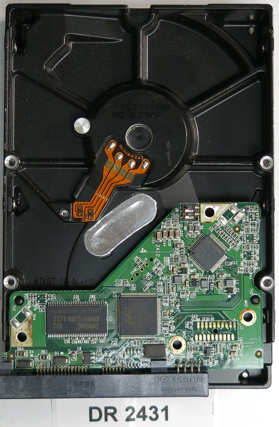 WD2500AVVS-61L2B0, DCM HGNNHTJAEN, 250GB 3.5, PCB 2060-701590-001 REV A