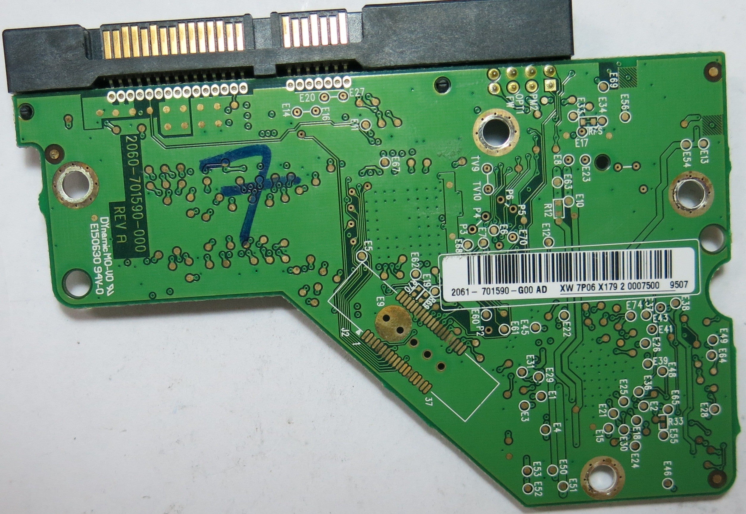 WD3200AAKS-00L9A0 2060-701590-000 REV A PCB