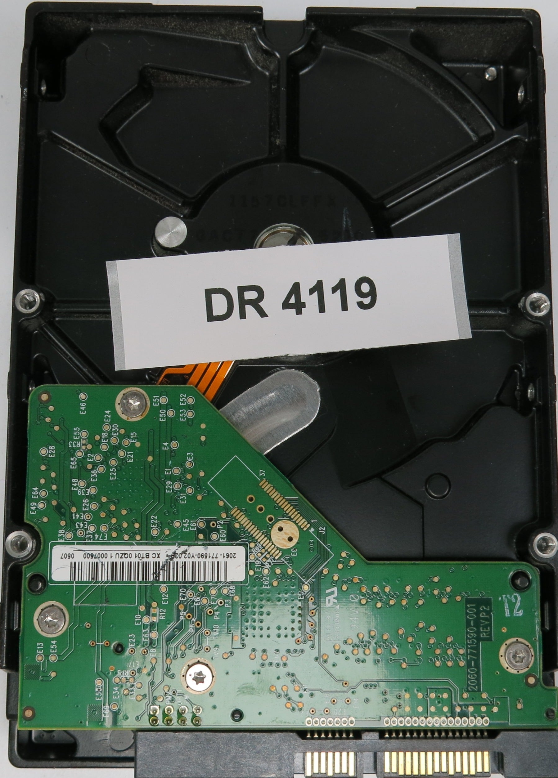 WD3200AAKS-61L9A0, DCM: DHNNHTAEN, Serial: WCAV2R955164, 320GB 3.5, PCB 2060-771590-001 REV P2