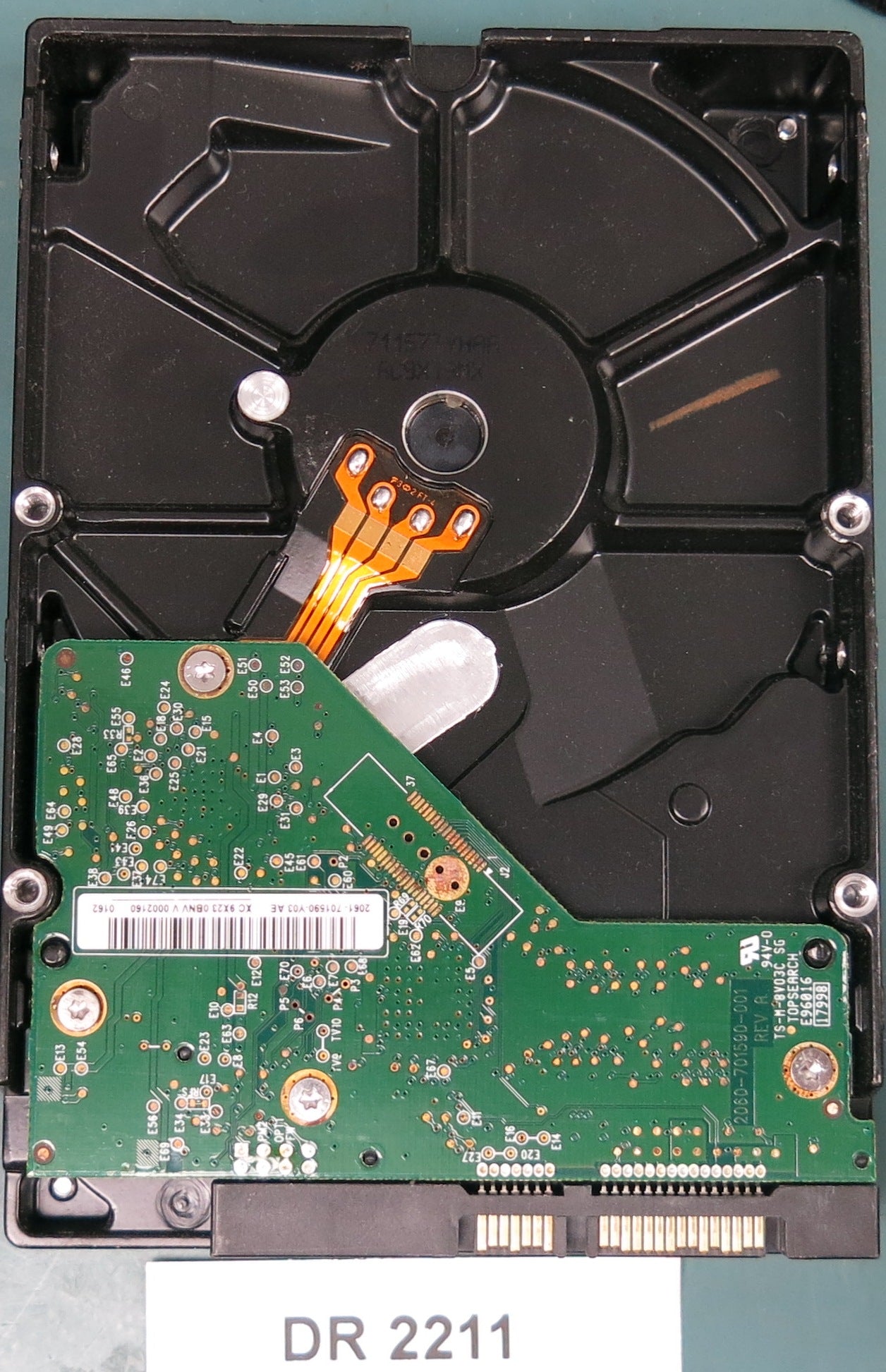 WD3200AAKS-61L9A0,  SERIAL:WCAV28767836,  320GB 3.5,  PCB 2060-701590-001 REV A