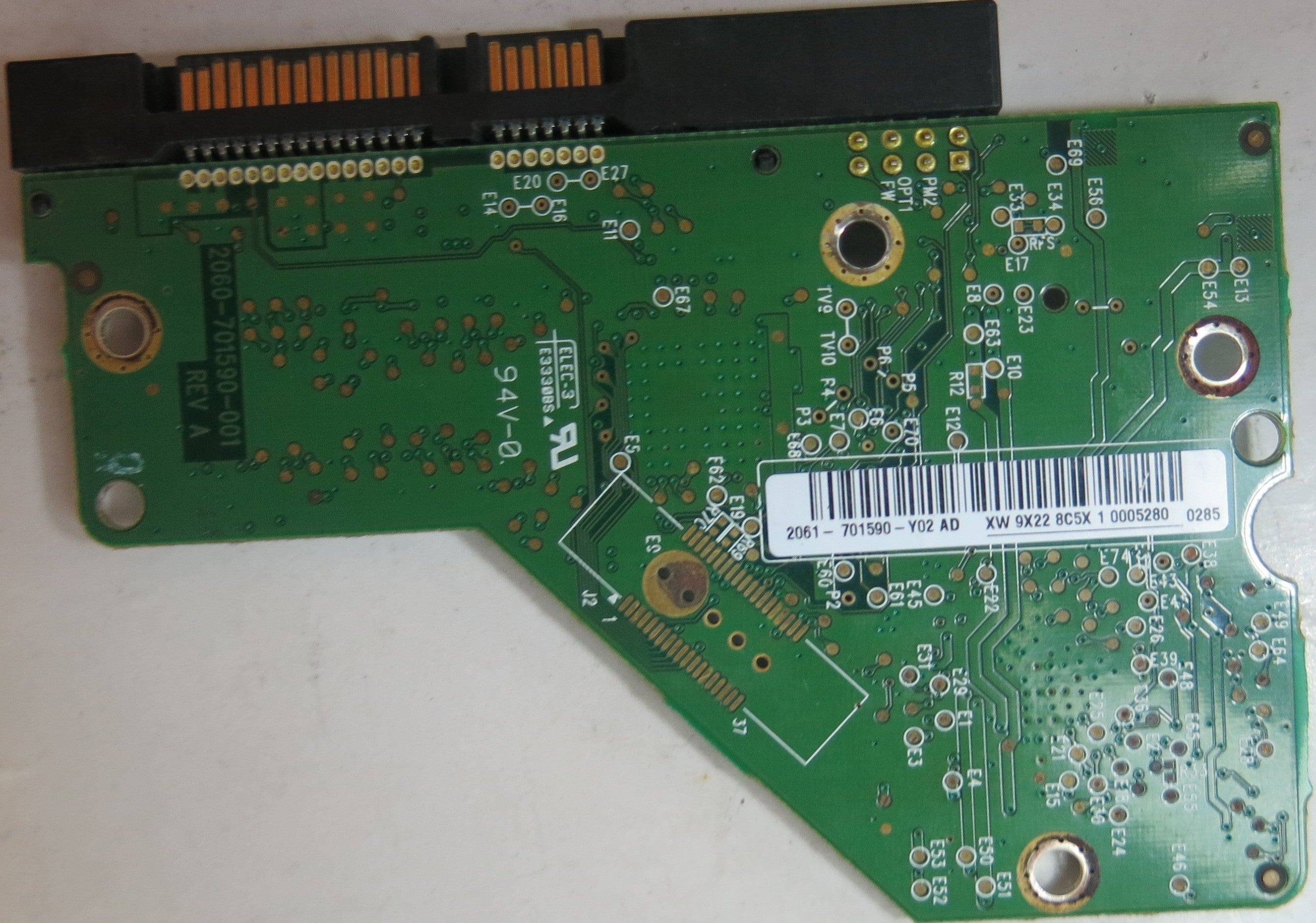 WD3200AAKS-75L9A0, DCM HGRNHTJCH, 2060-701590-001 REV A PCB