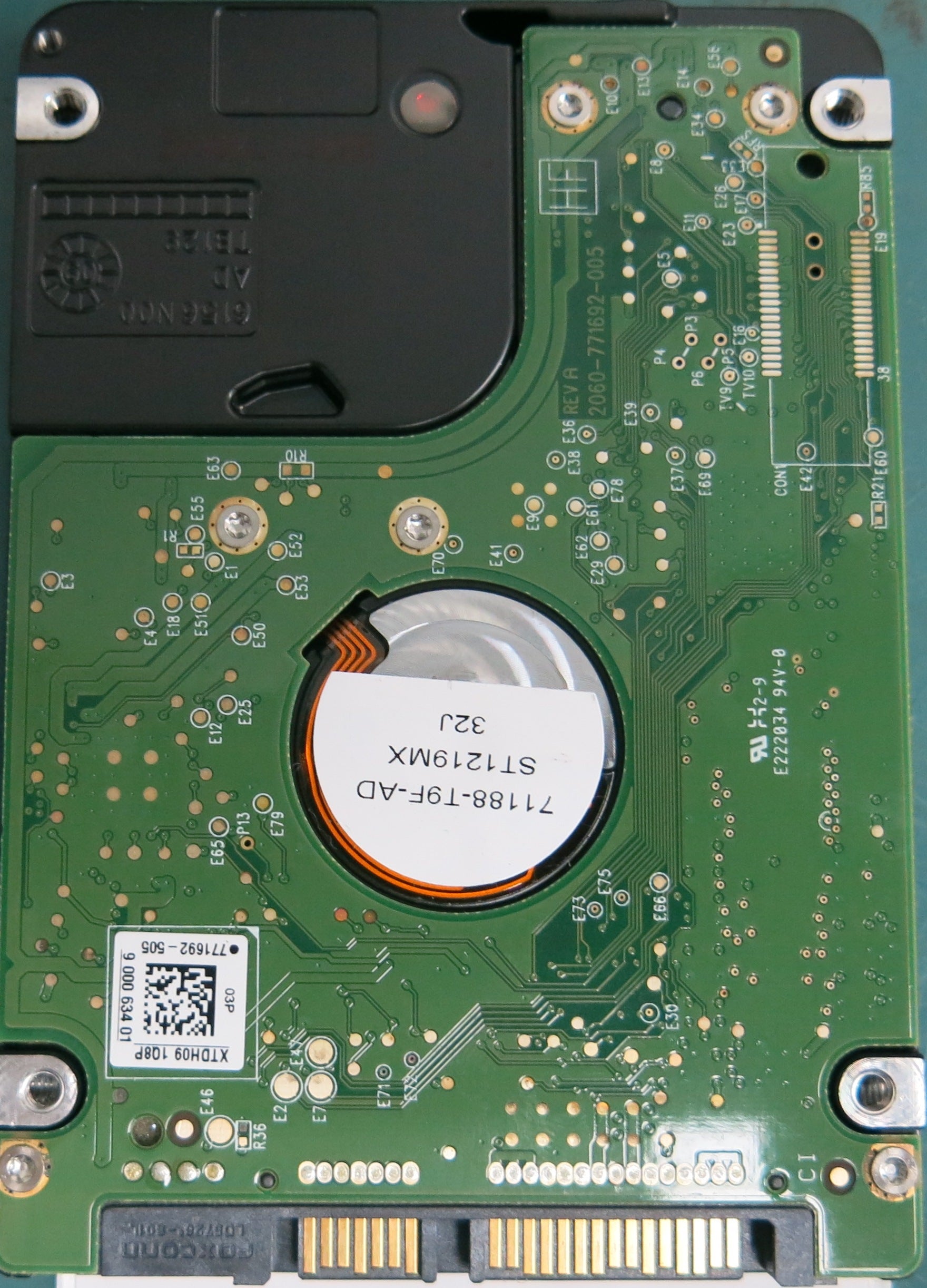 WD3200BEKT-08PVM, HHCTJHNB, WX91A2108073, 320GB 2.5, PCB 2060-771692-005 REV A