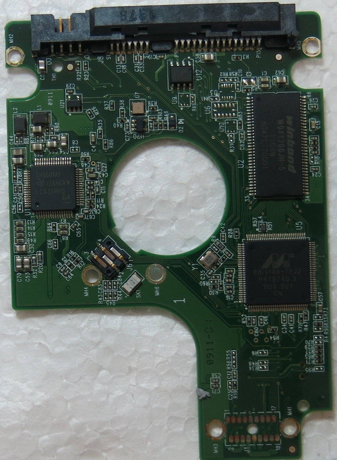 WD3200BEKT-75PVMT0 DCM HECTJHK 2060-771692-005 REV A PCB