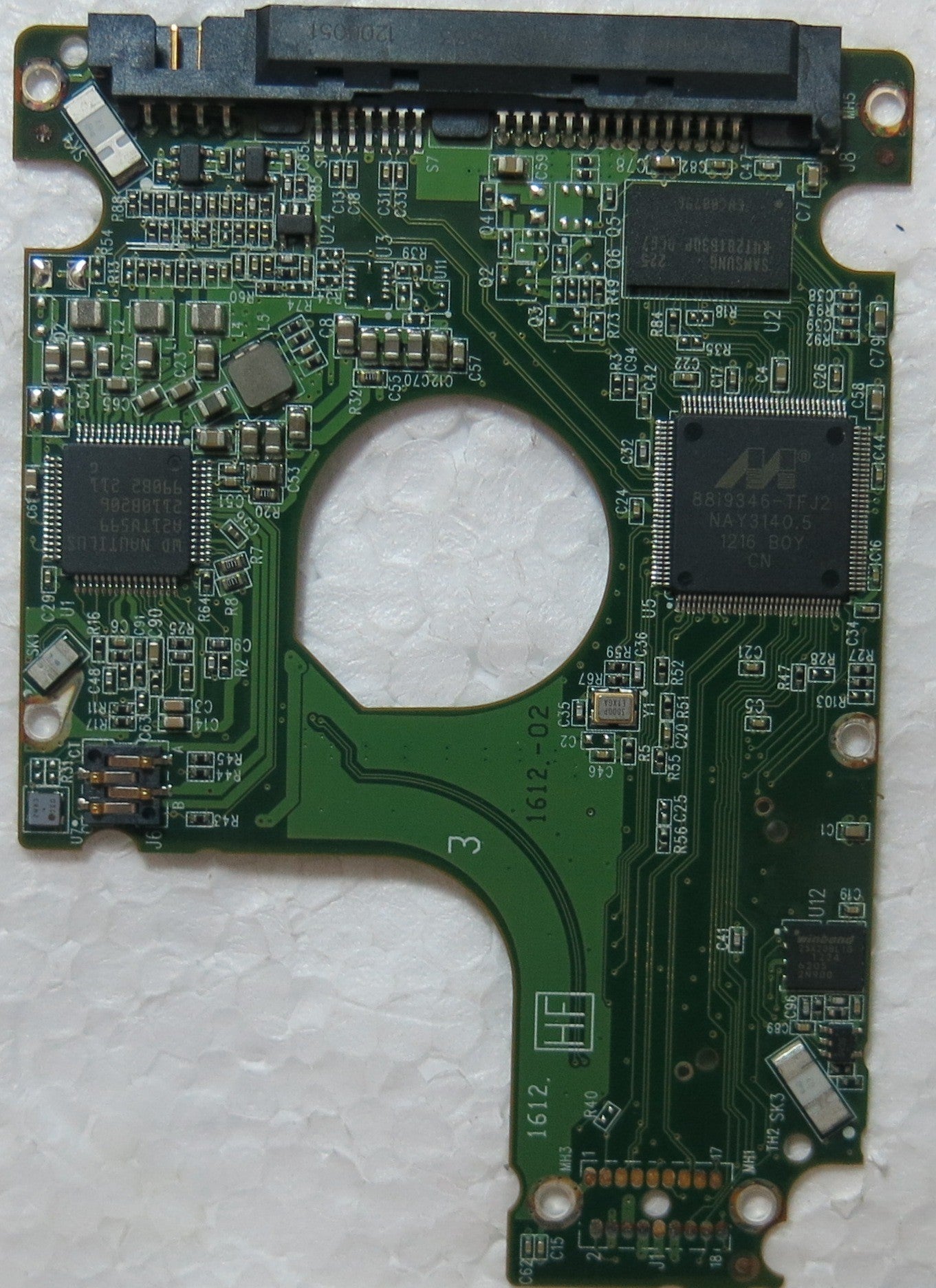 WD3200LPVT-00G33T0  DCM HBOVJBB 2060-771852-001 REV P1 PCB