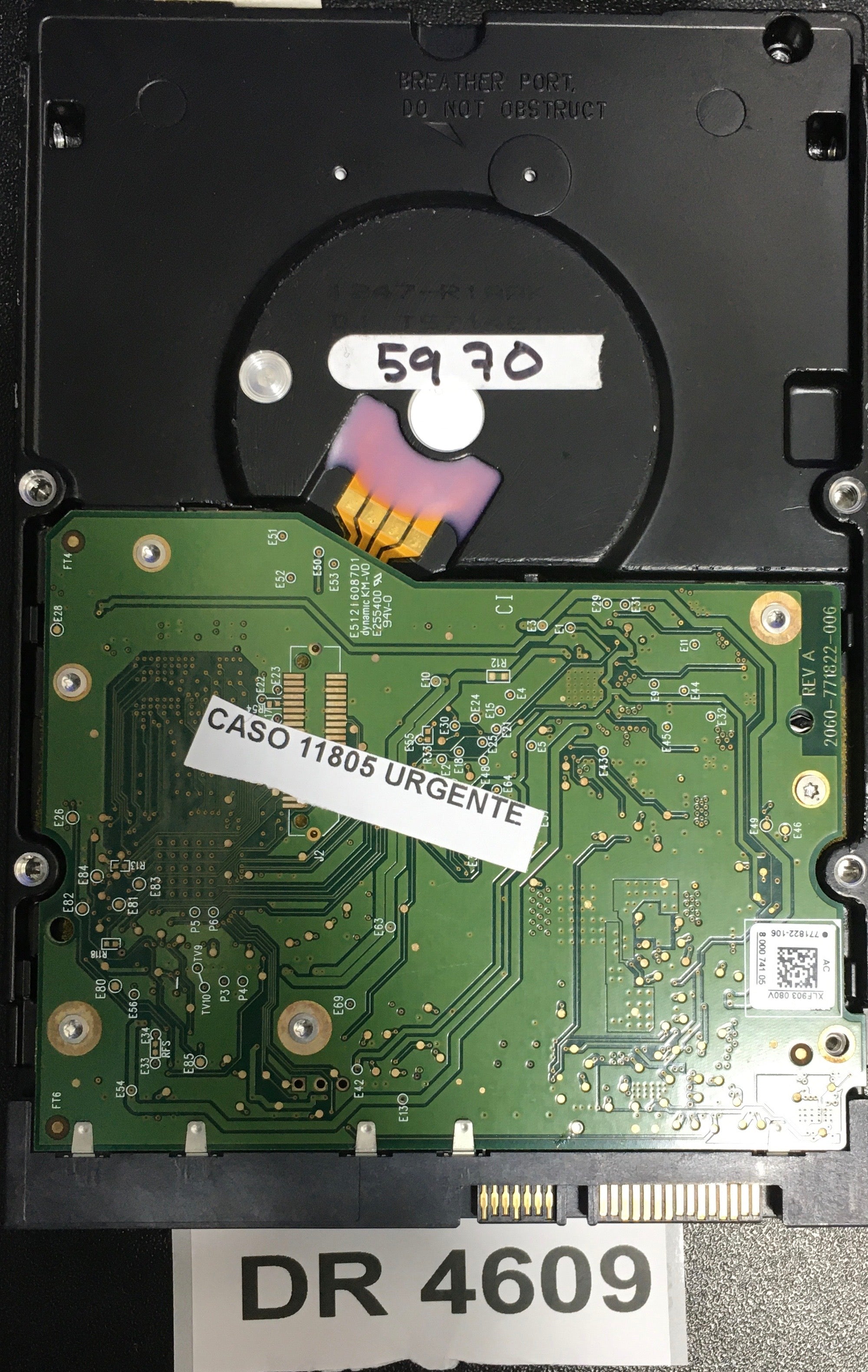WD4001FFSX-68JNUN0,  Serial: WMC5D0DANR7A,  4000GB 3.5,  PCB:2060-771822-006- REV A